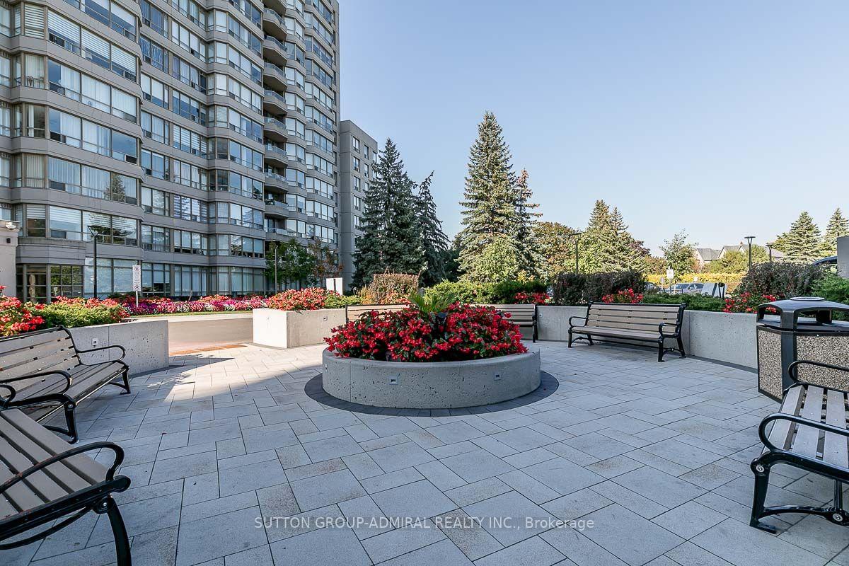 Photo 15 of Unit 1002, 11 Townsgate Drive, Vaughan, Crestwood-Springfarm-Yorkhill — HOMEH