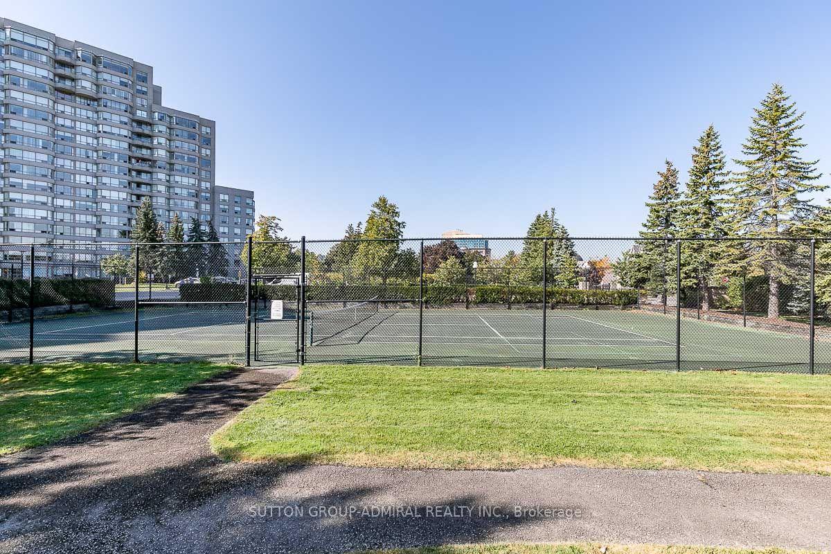 Photo 17 of Unit 1002, 11 Townsgate Drive, Vaughan, Crestwood-Springfarm-Yorkhill — HOMEH