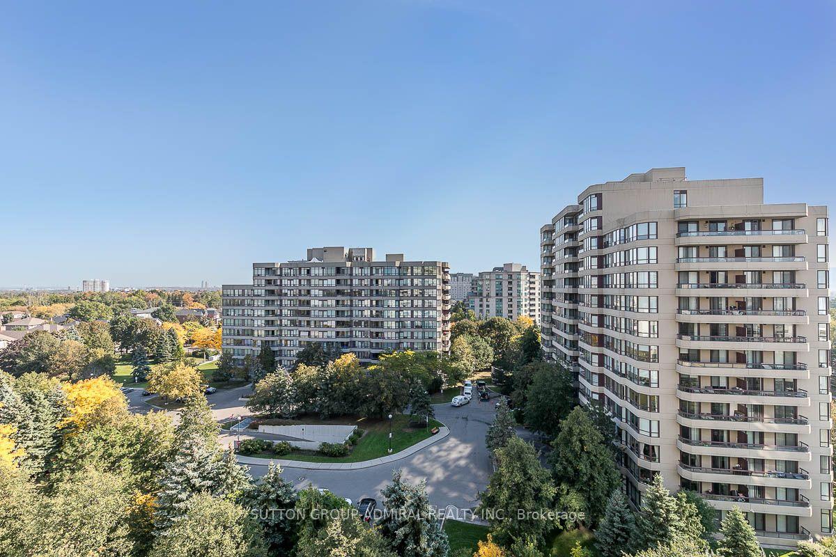 Photo 18 of Unit 1002, 11 Townsgate Drive, Vaughan, Crestwood-Springfarm-Yorkhill — HOMEH