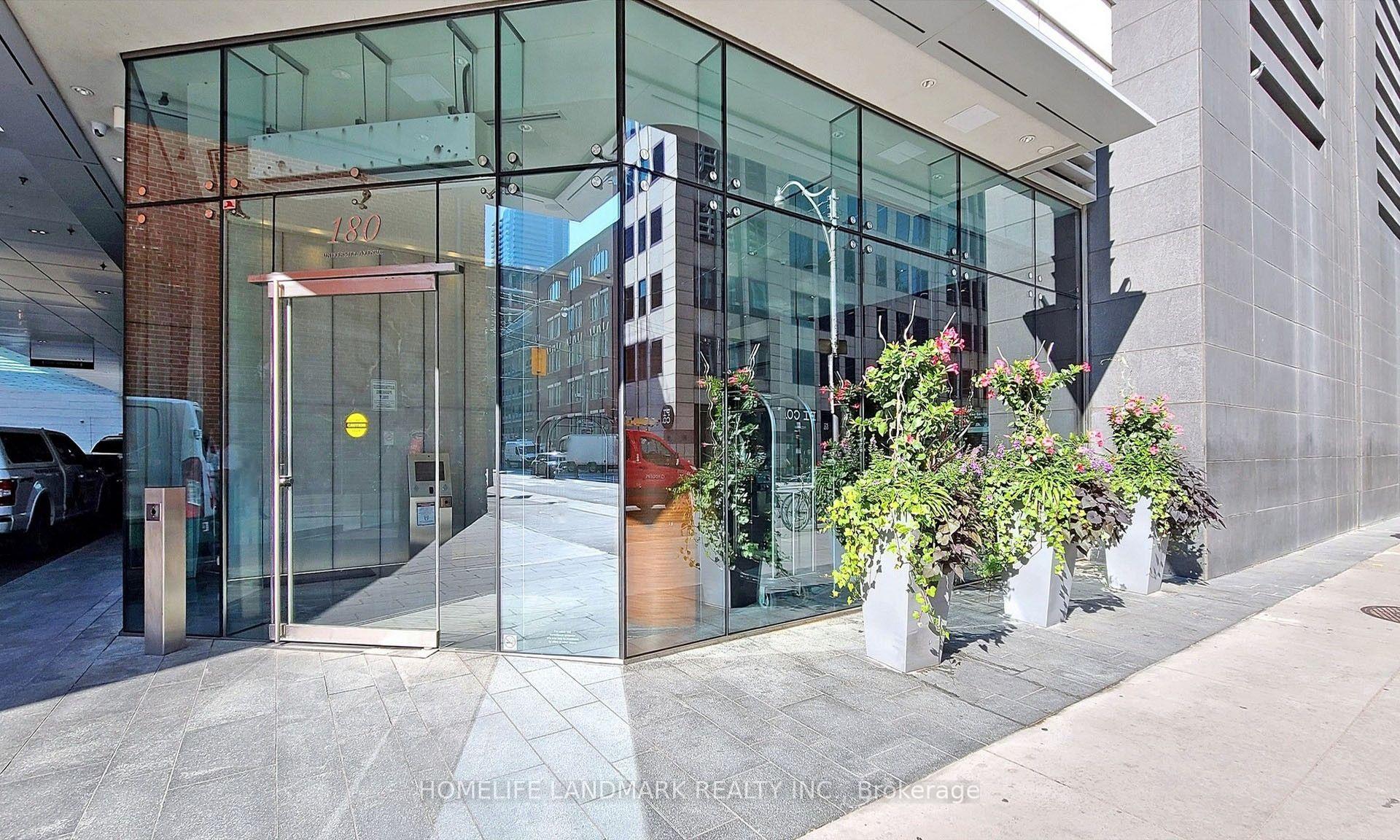 Photo 4 of Unit 3103, 180 University Avenue, Toronto, University — HOMEH