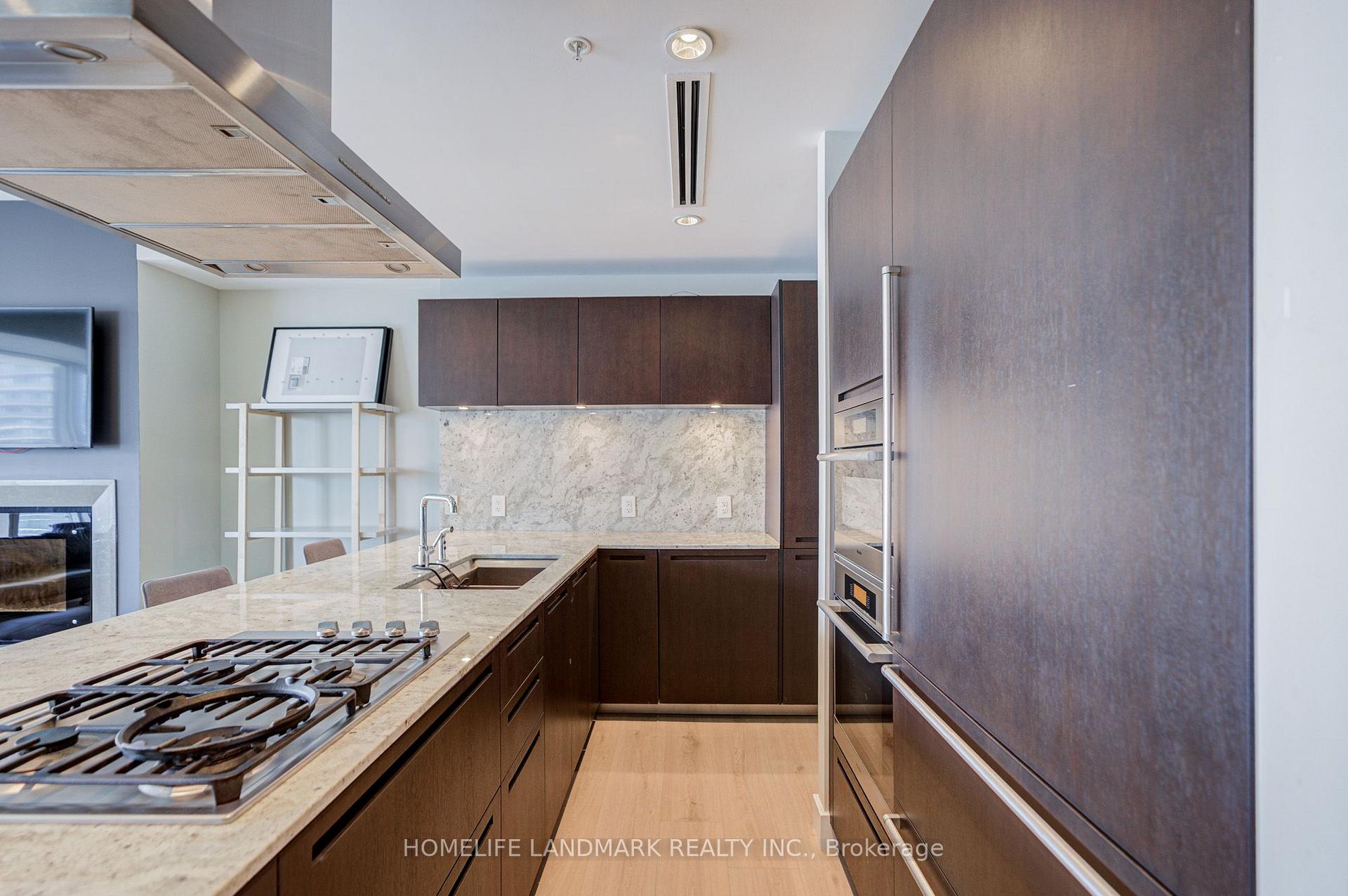 Photo 12 of Unit 3103, 180 University Avenue, Toronto, University — HOMEH