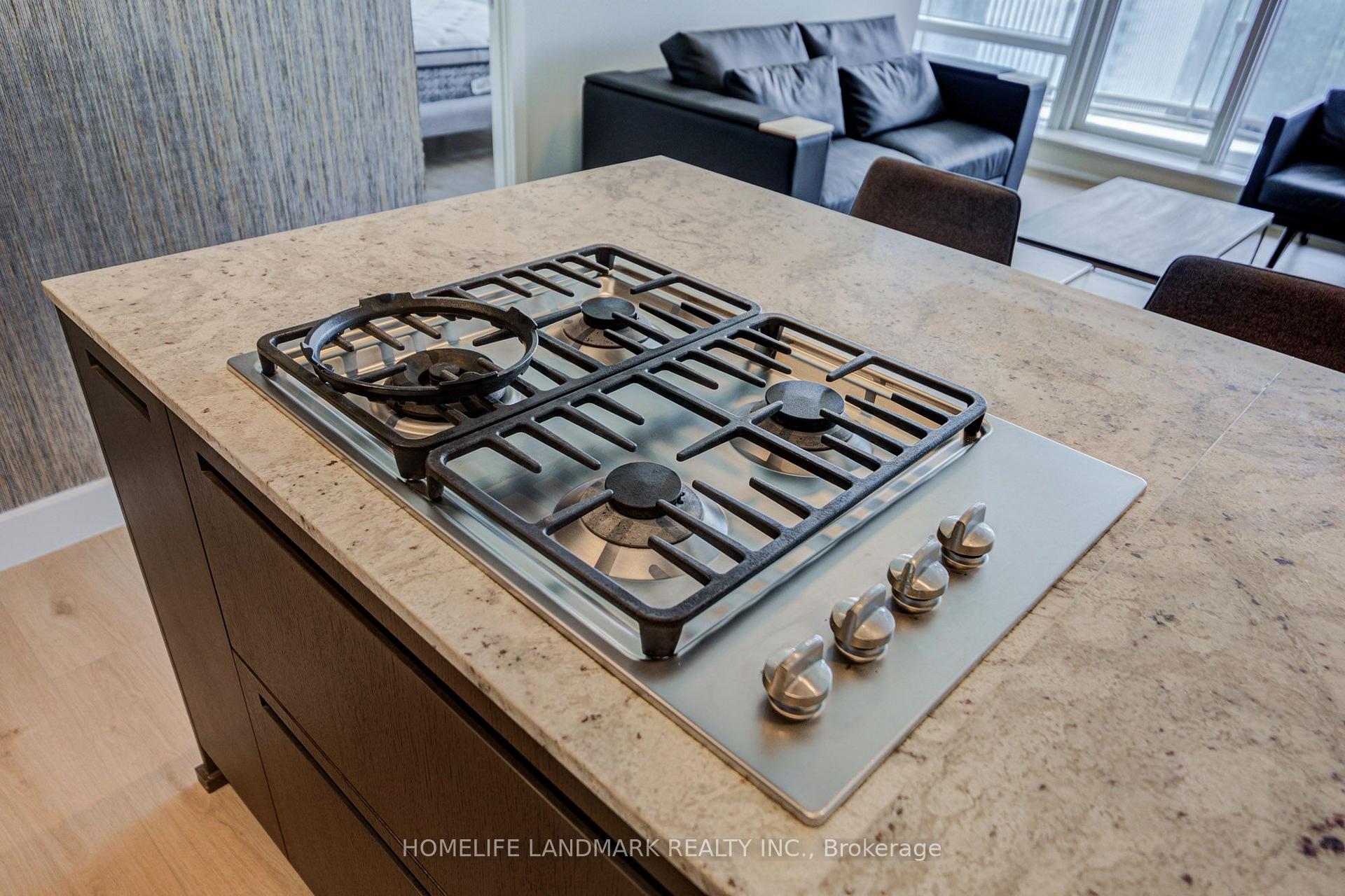 Photo 16 of Unit 3103, 180 University Avenue, Toronto, University — HOMEH