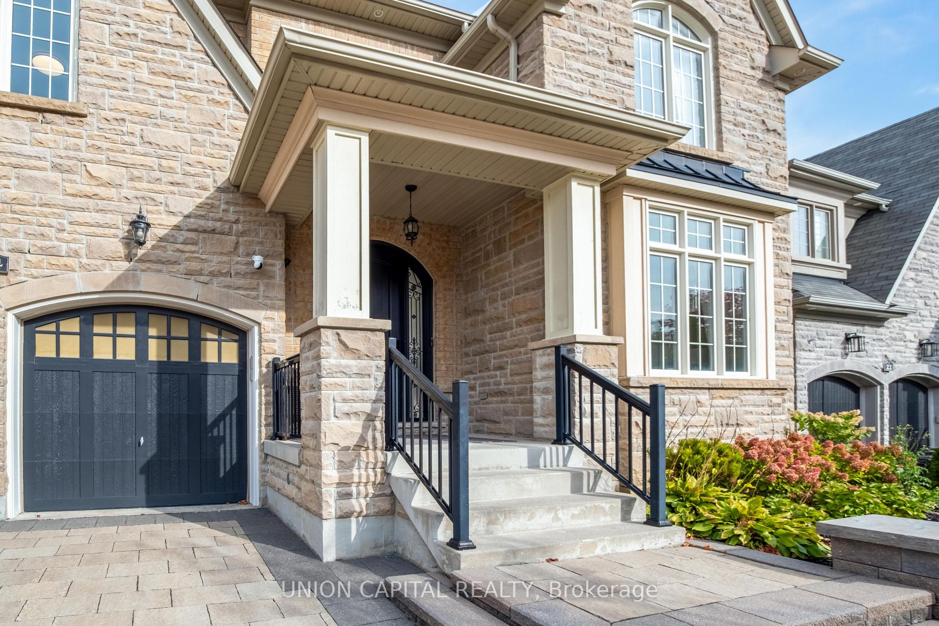 Photo 2 of 24 Royal West Road, Markham, Angus Glen — HOMEH