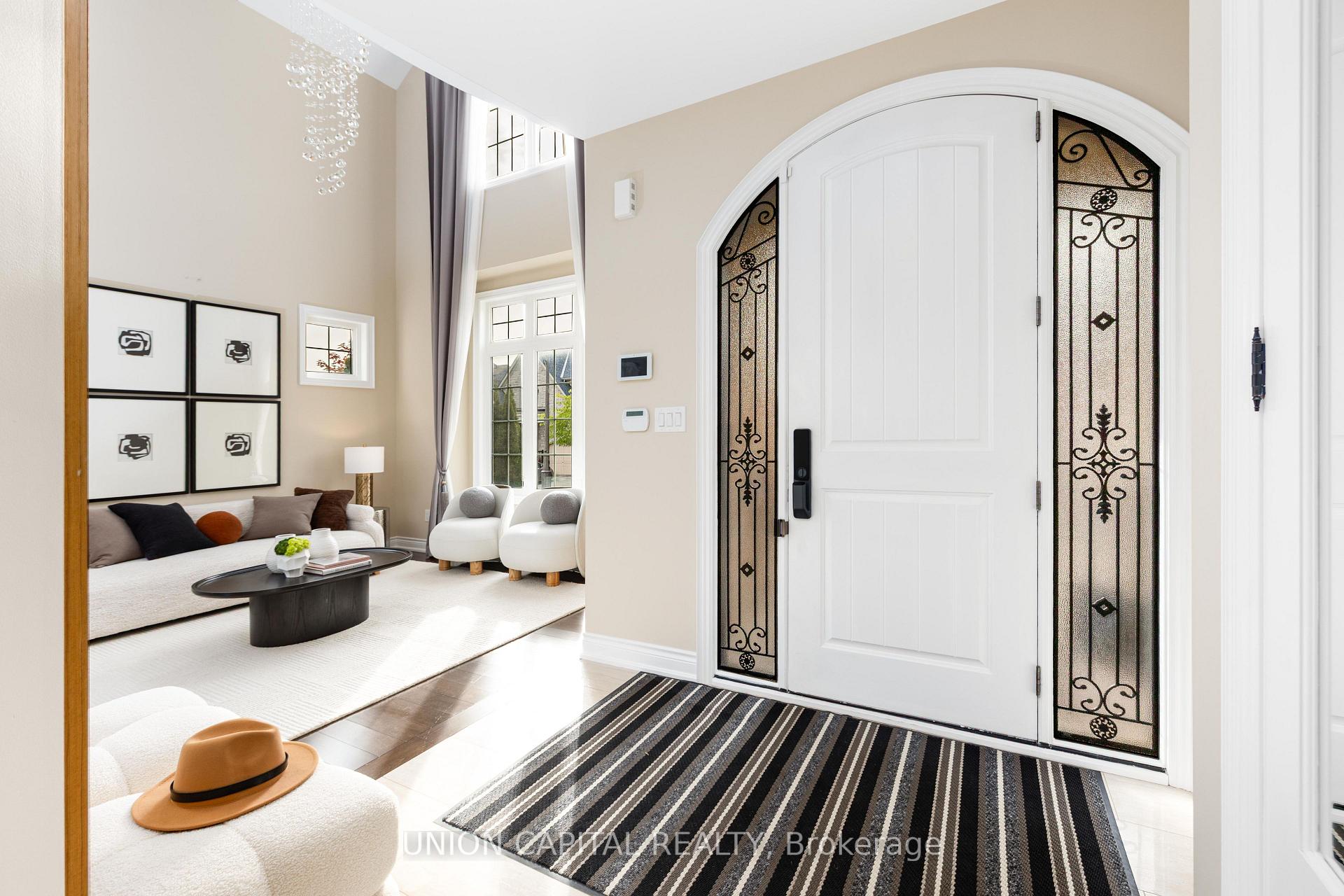 Photo 3 of 24 Royal West Road, Markham, Angus Glen — HOMEH
