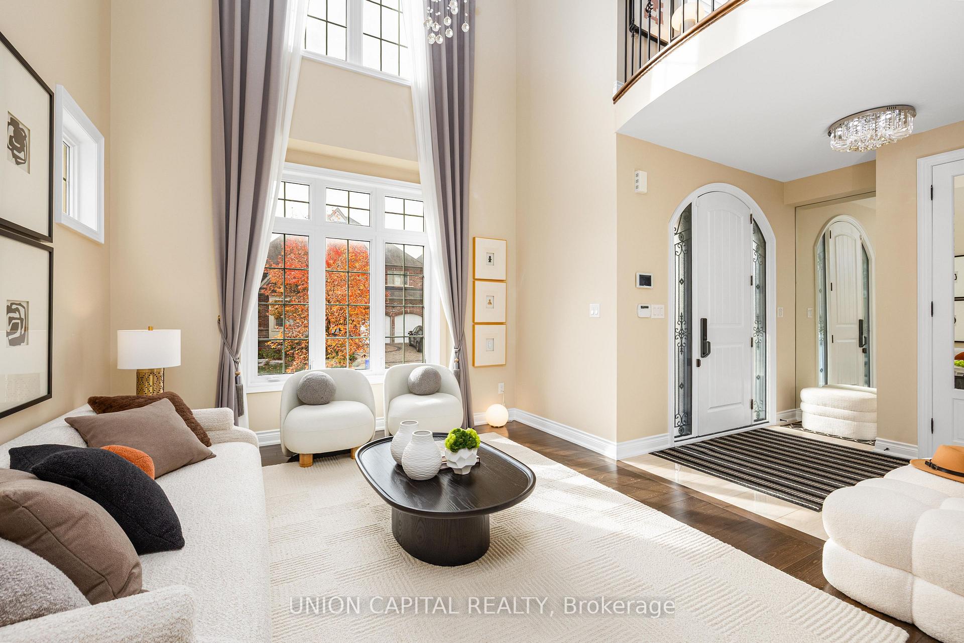 Photo 5 of 24 Royal West Road, Markham, Angus Glen — HOMEH