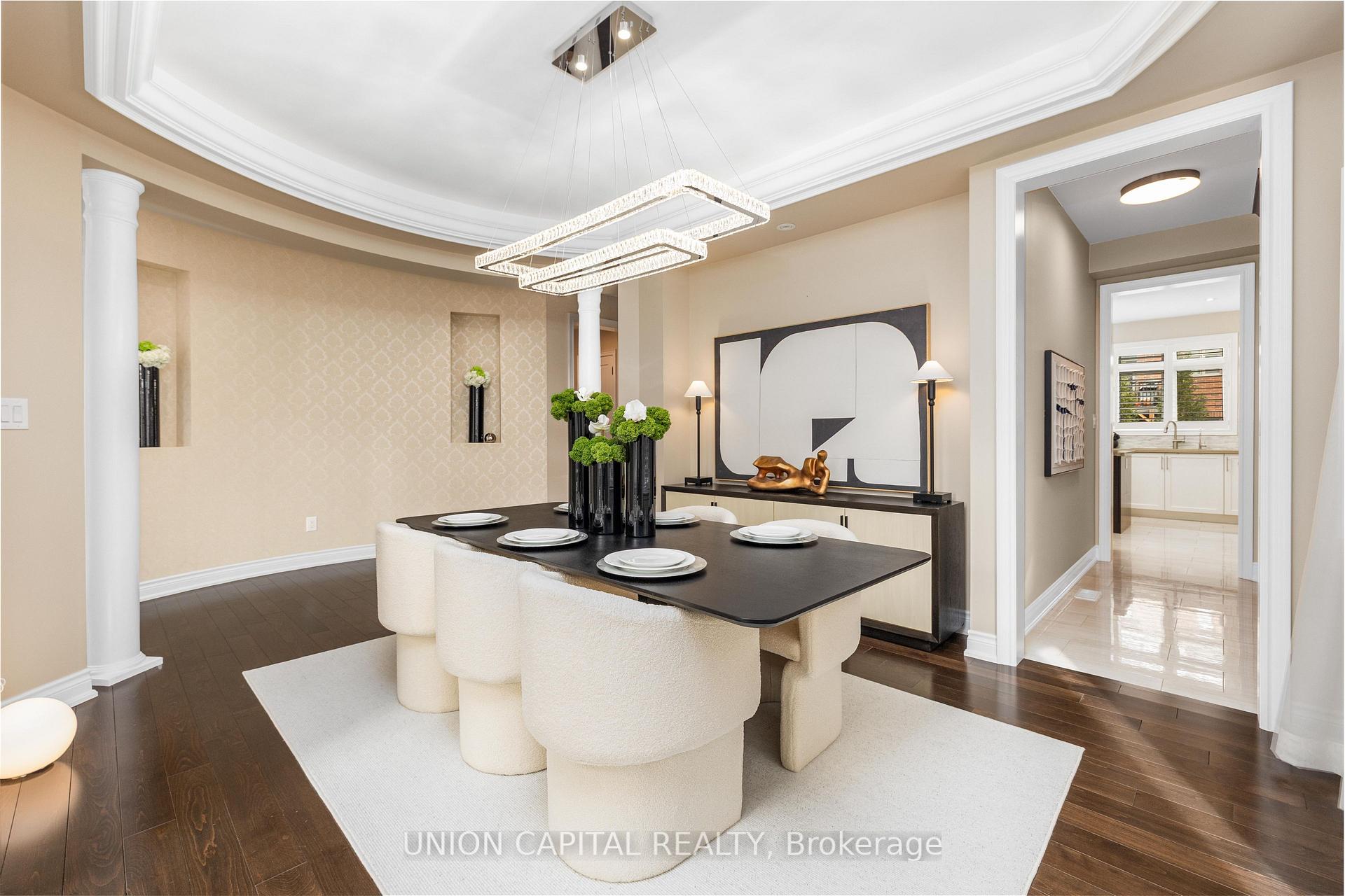 Photo 10 of 24 Royal West Road, Markham, Angus Glen — HOMEH