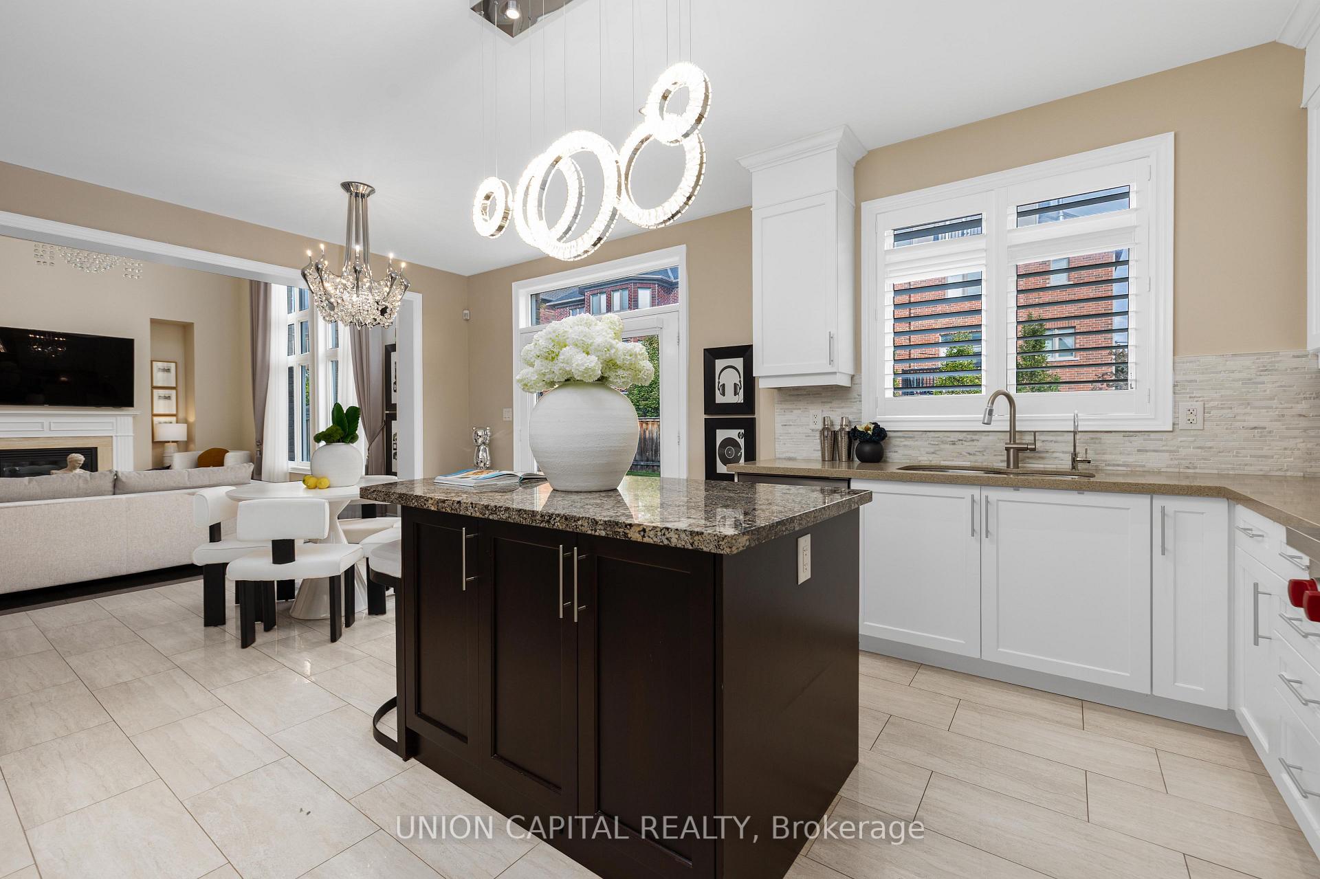 Photo 13 of 24 Royal West Road, Markham, Angus Glen — HOMEH