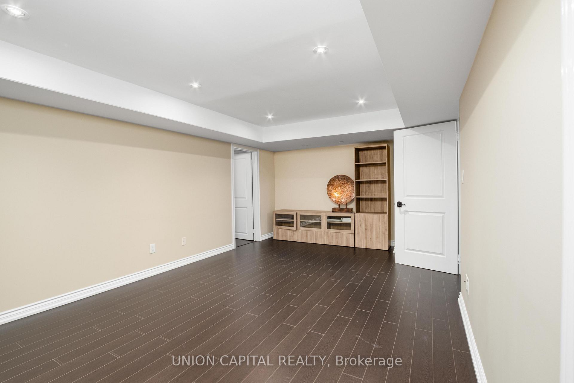 Photo 40 of 24 Royal West Road, Markham, Angus Glen — HOMEH