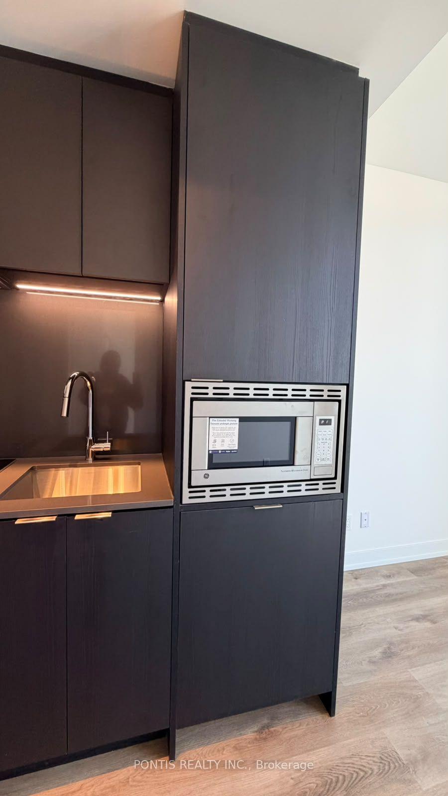 Photo 12 of Unit 504, 91 John Street, Hamilton, Corktown — HOMEH