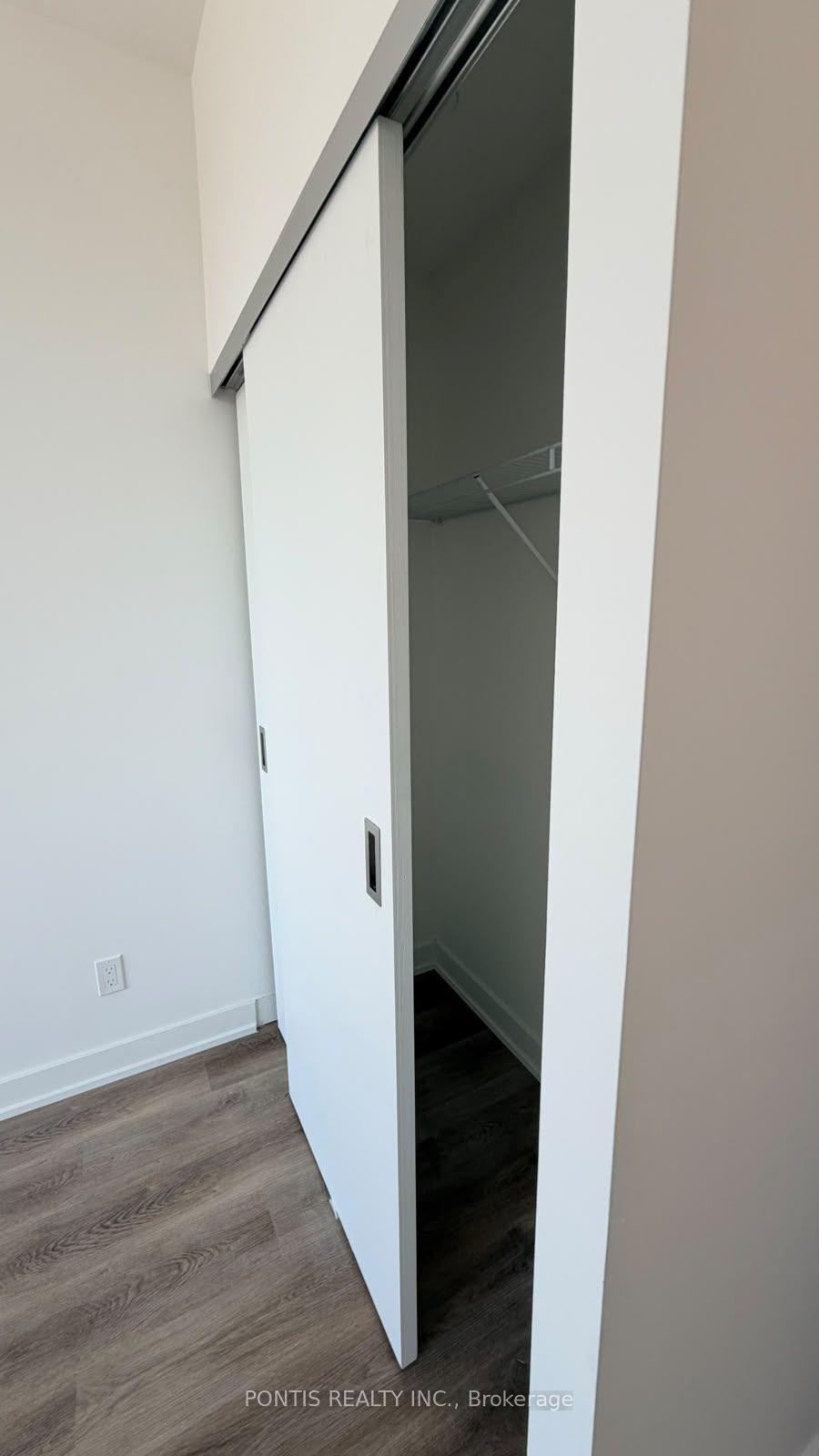 Photo 18 of Unit 504, 91 John Street, Hamilton, Corktown — HOMEH