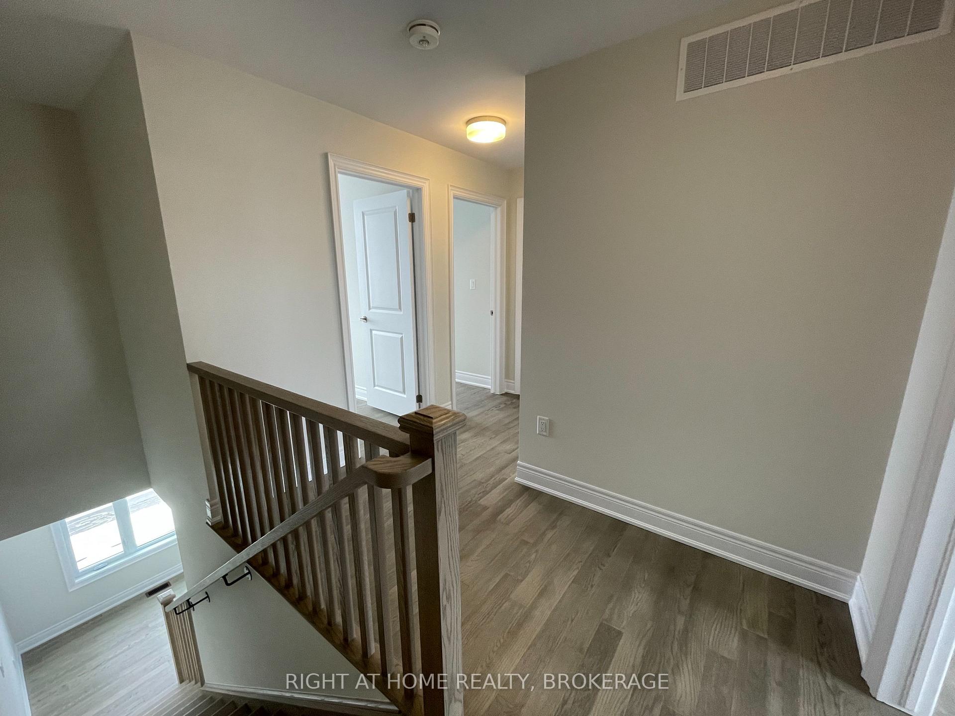 Photo 11 of 2737 Westoak Trails Boulevard, Oakville, Westmount — HOMEH