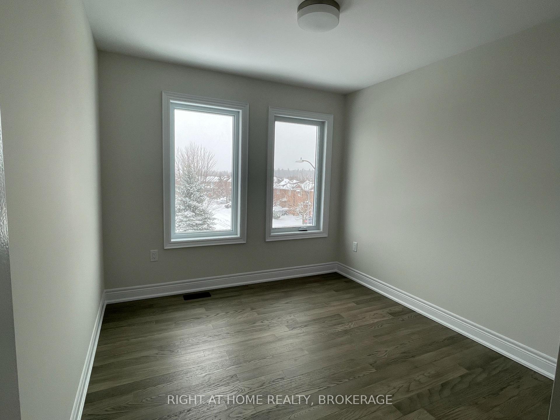 Photo 15 of 2737 Westoak Trails Boulevard, Oakville, Westmount — HOMEH