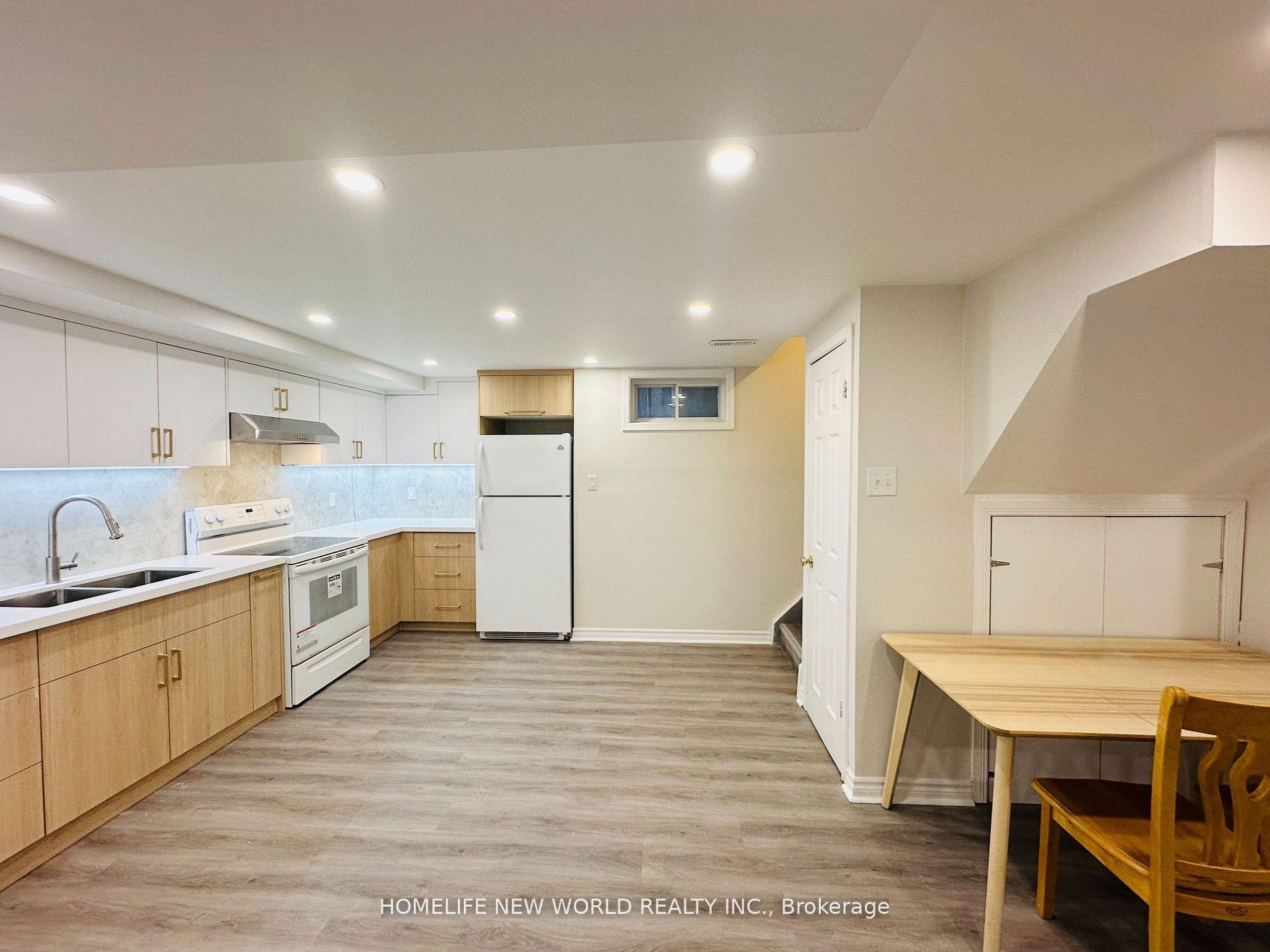 Photo 1 of 16 Marion Crescent, Markham, Raymerville — HOMEH
