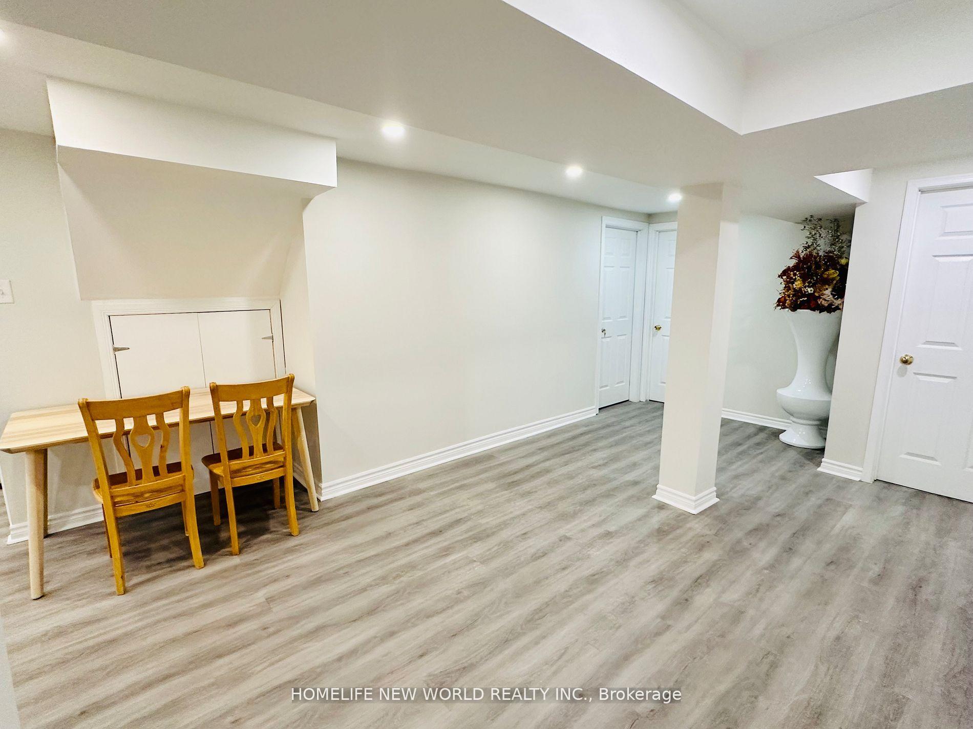 Photo 4 of 16 Marion Crescent, Markham, Raymerville — HOMEH