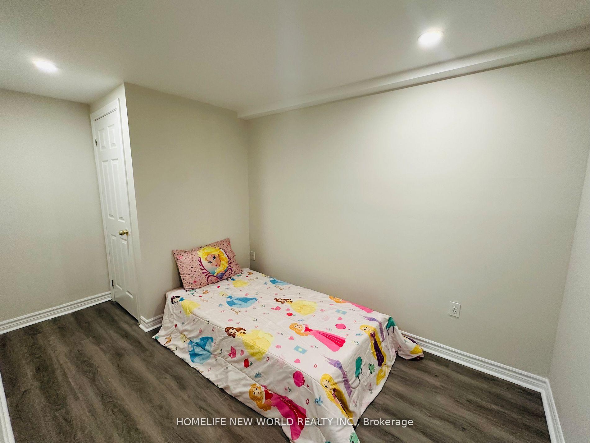 Photo 10 of 16 Marion Crescent, Markham, Raymerville — HOMEH