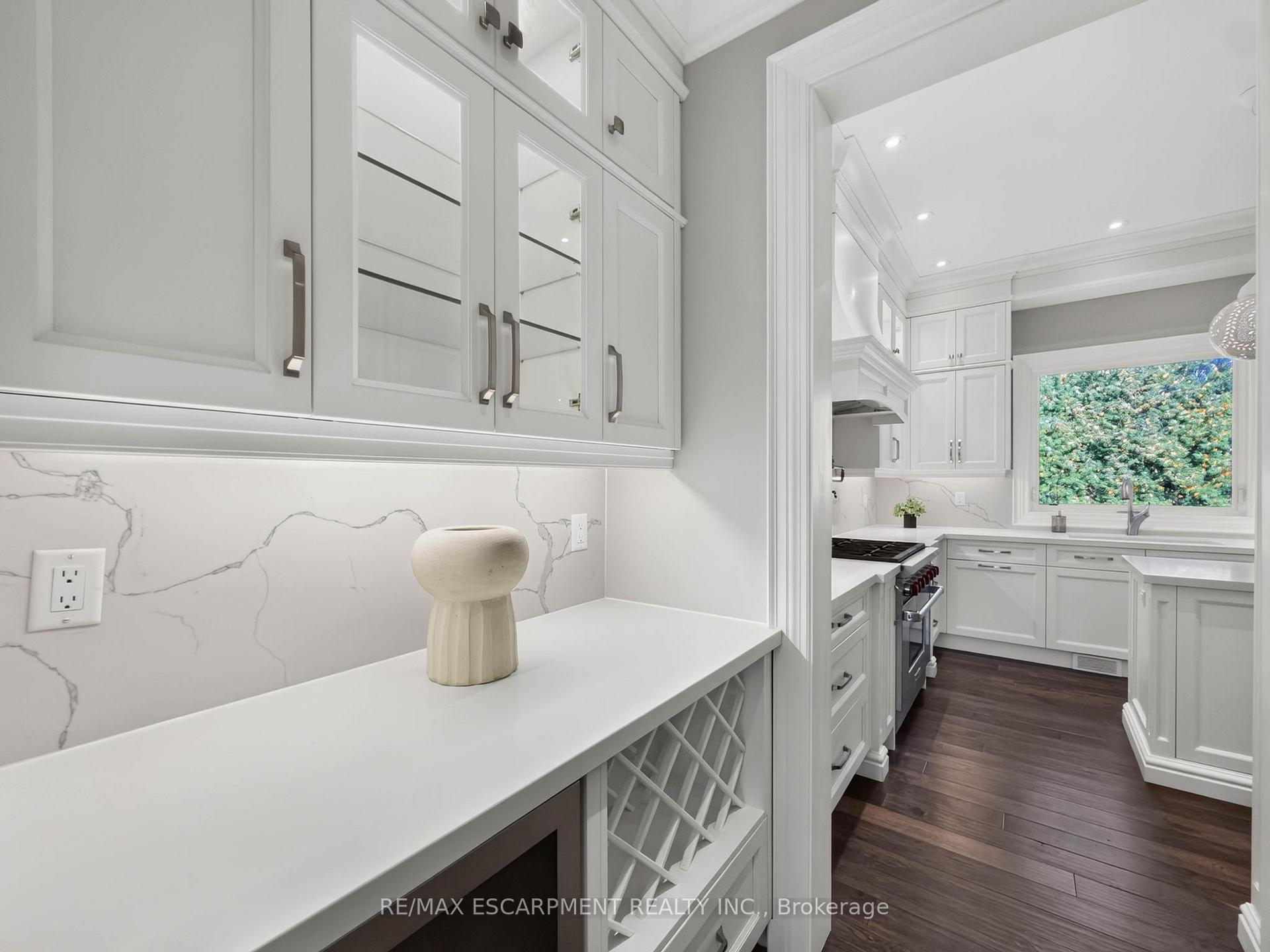 Photo 14 of 389 Belvenia Road, Burlington, Shoreacres — HOMEH