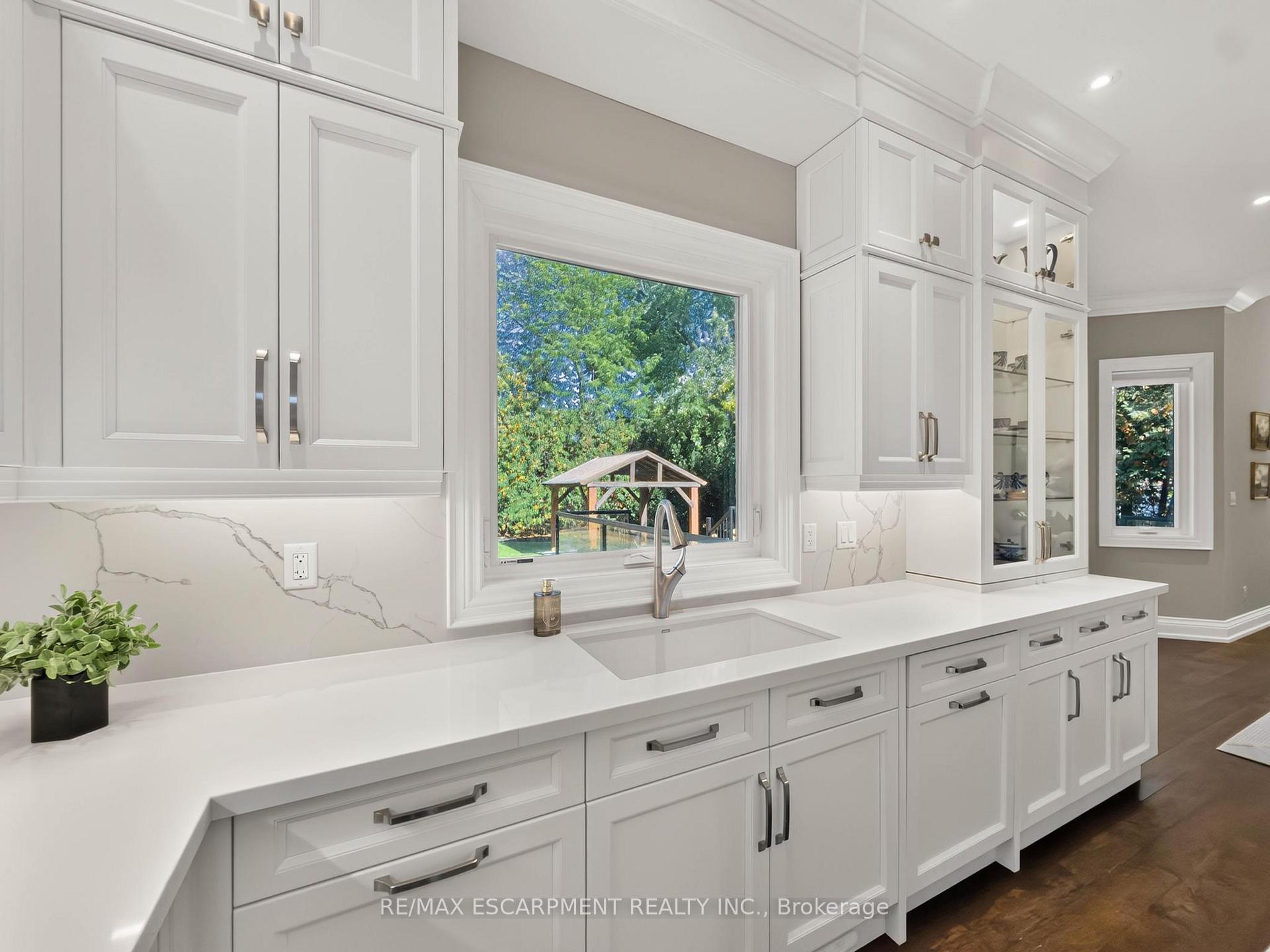 Photo 16 of 389 Belvenia Road, Burlington, Shoreacres — HOMEH