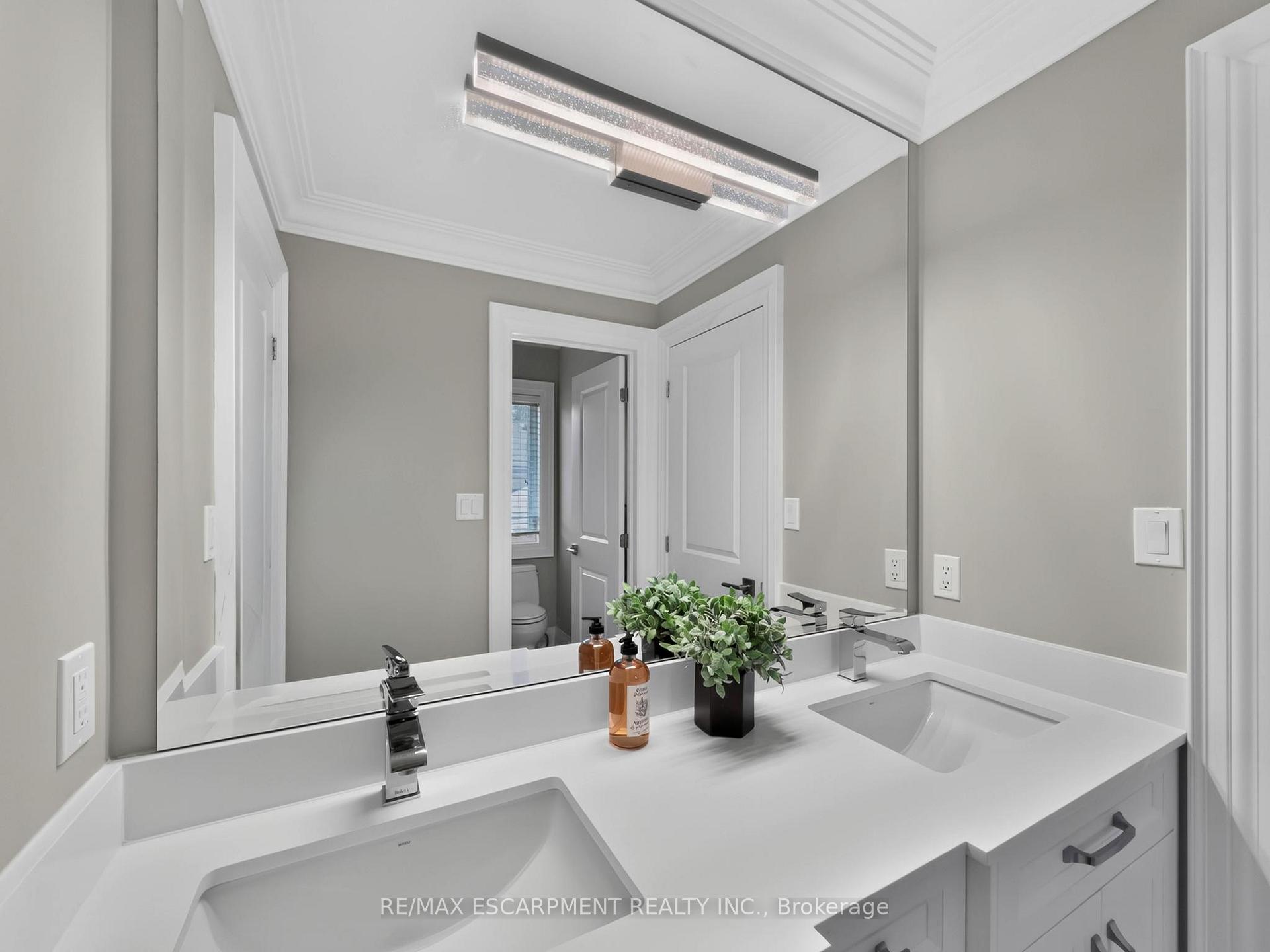 Photo 34 of 389 Belvenia Road, Burlington, Shoreacres — HOMEH