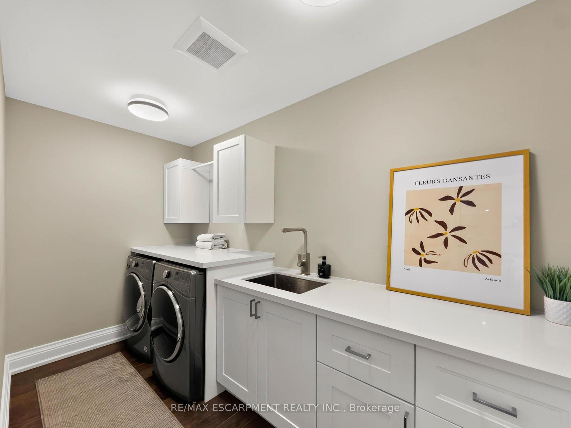 Photo 36 of 389 Belvenia Road, Burlington, Shoreacres — HOMEH