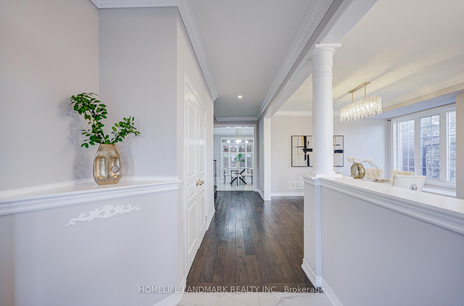 Photo 3 of 2 Kingshill Road, Richmond Hill, Oak Ridges — HOMEH