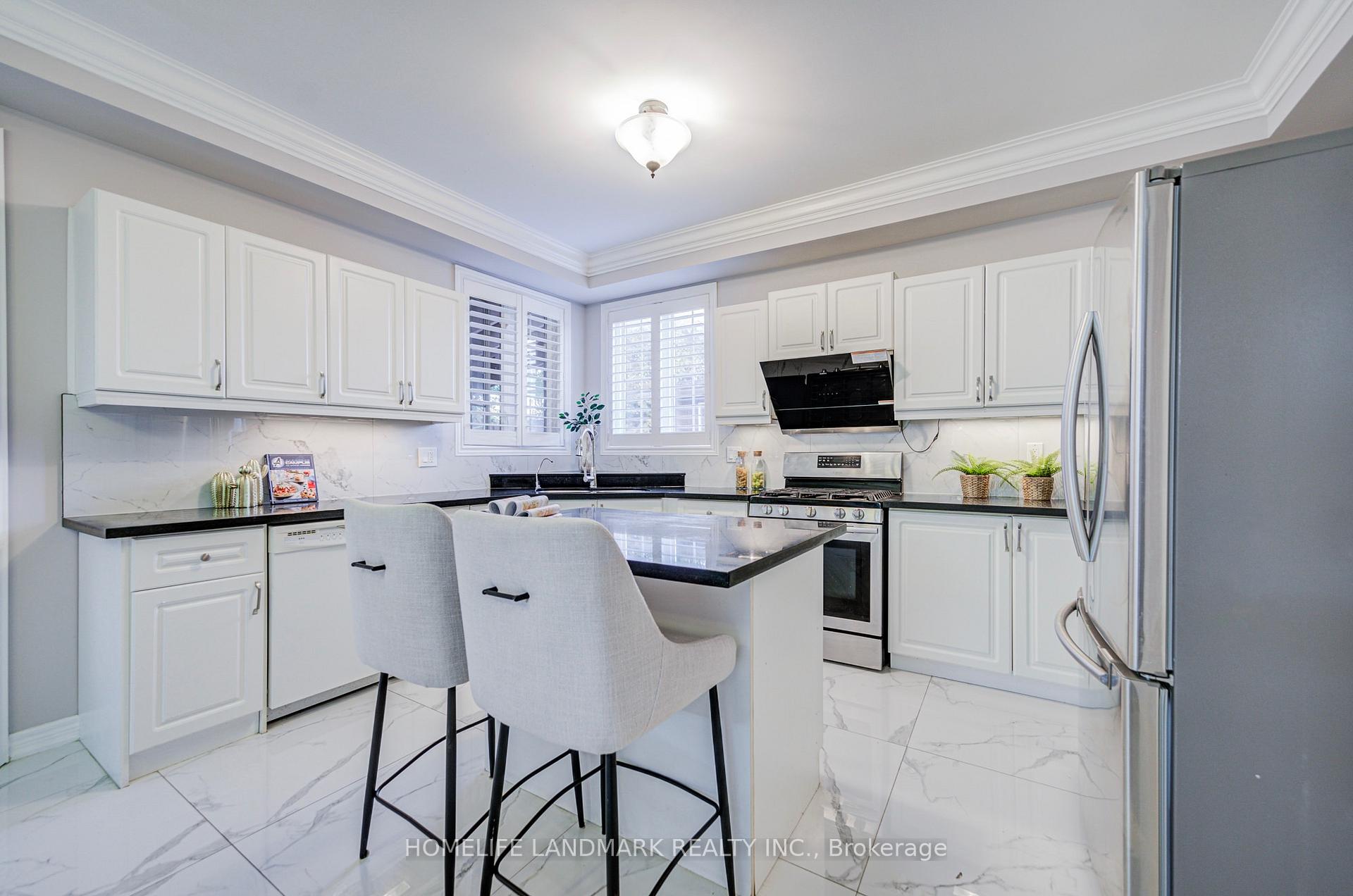 Photo 16 of 2 Kingshill Road, Richmond Hill, Oak Ridges — HOMEH