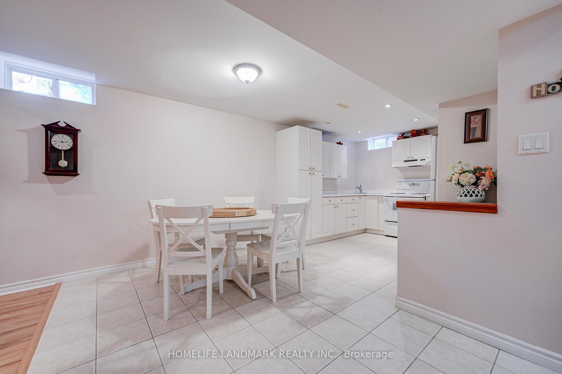 Photo 36 of 2 Kingshill Road, Richmond Hill, Oak Ridges — HOMEH