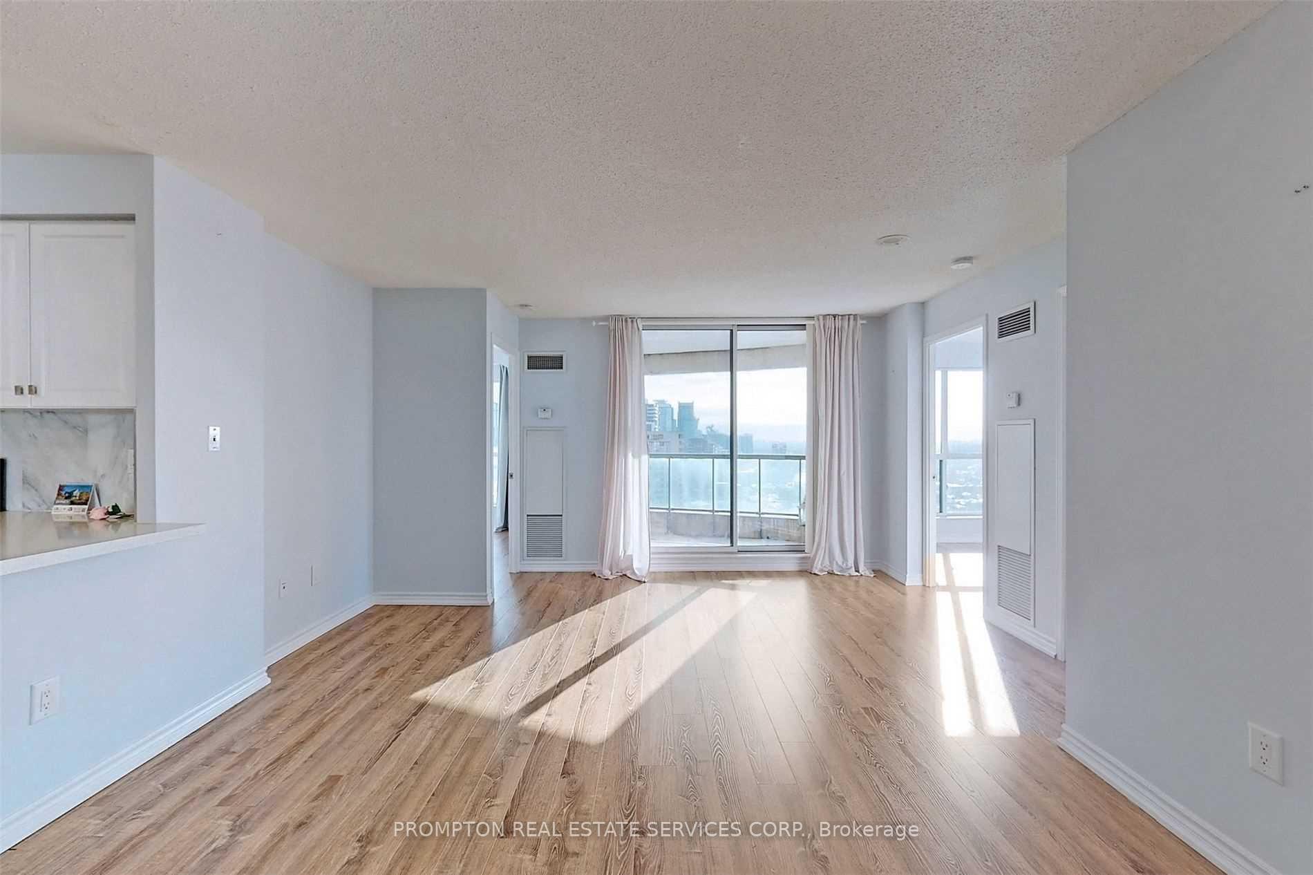 Photo 7 of Unit 2205, 7 Lorraine Drive, North York, Willowdale West — HOMEH