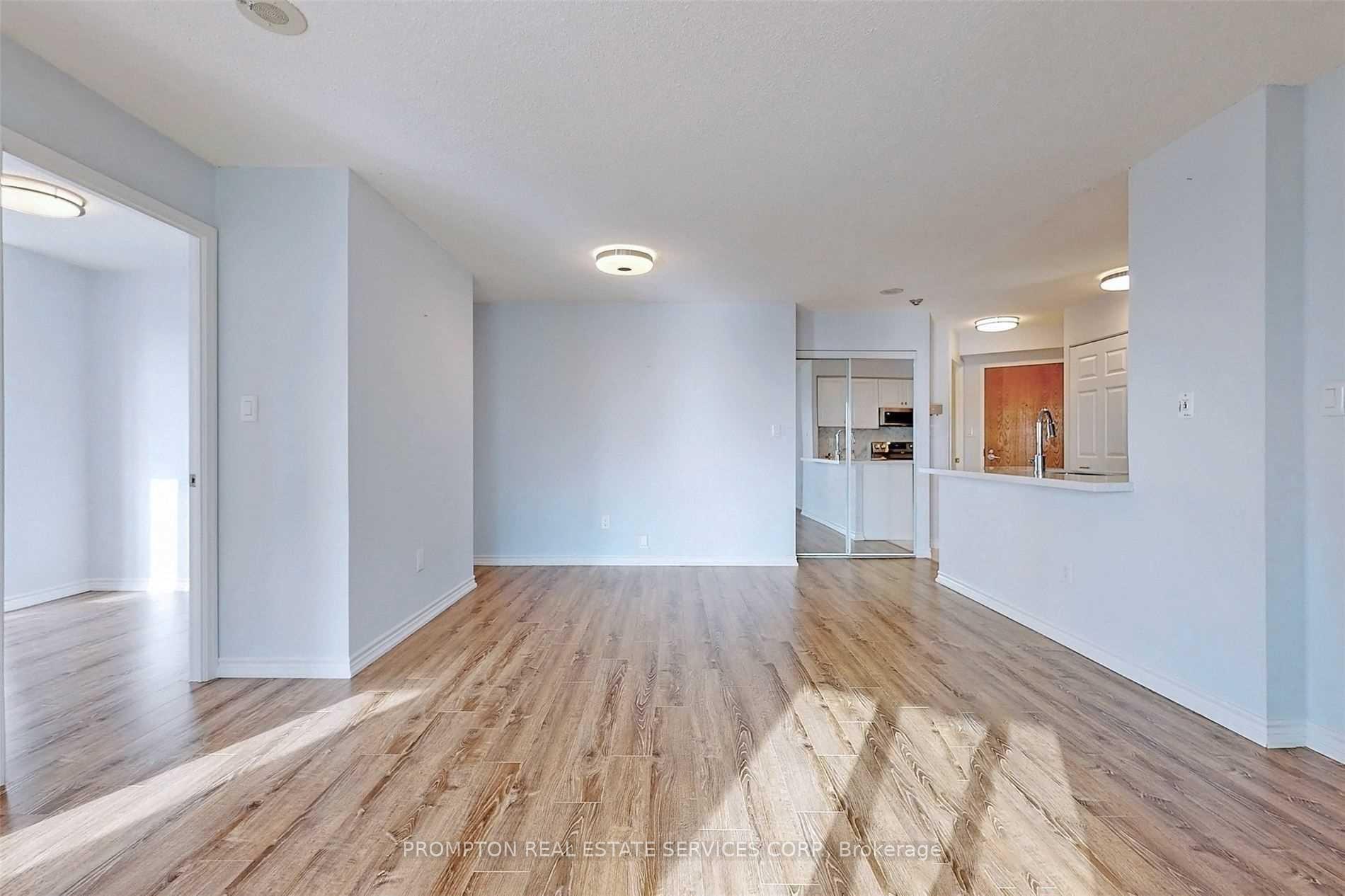 Photo 9 of Unit 2205, 7 Lorraine Drive, North York, Willowdale West — HOMEH