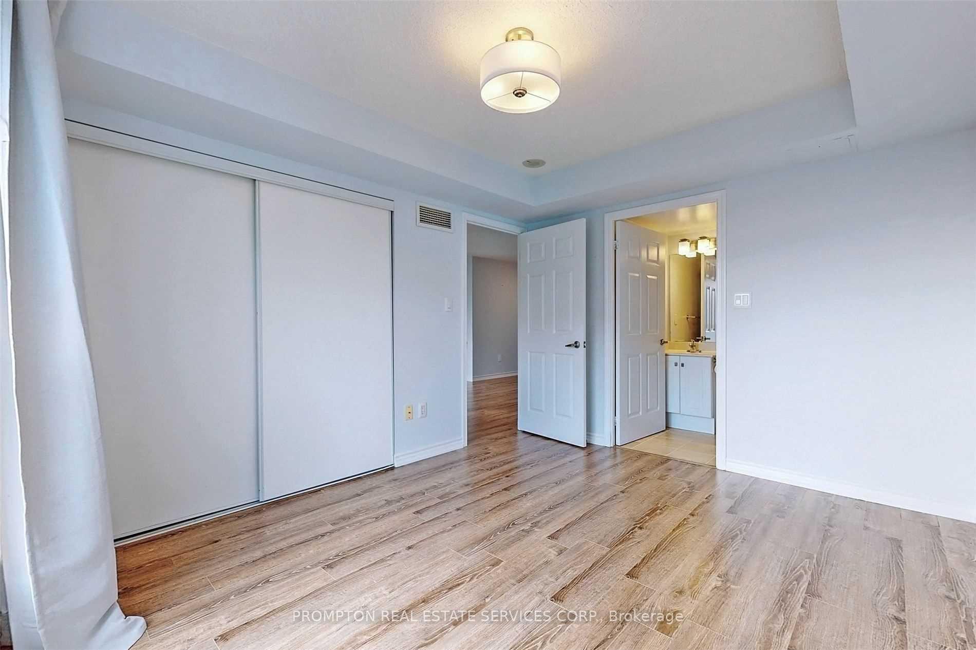 Photo 15 of Unit 2205, 7 Lorraine Drive, North York, Willowdale West — HOMEH