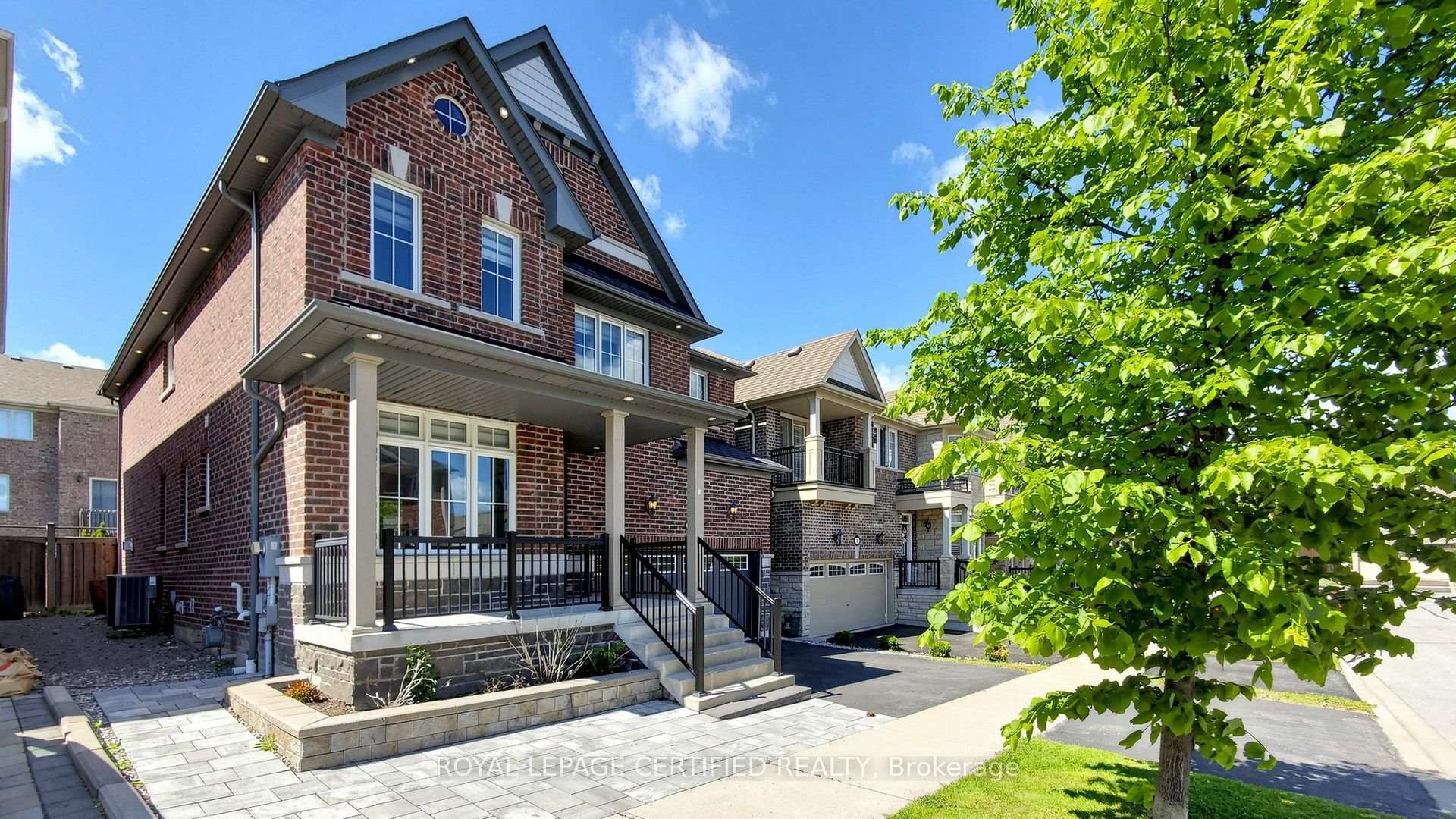 Photo 2 of 4 Mawby Street, Ajax, Northeast Ajax — HOMEH