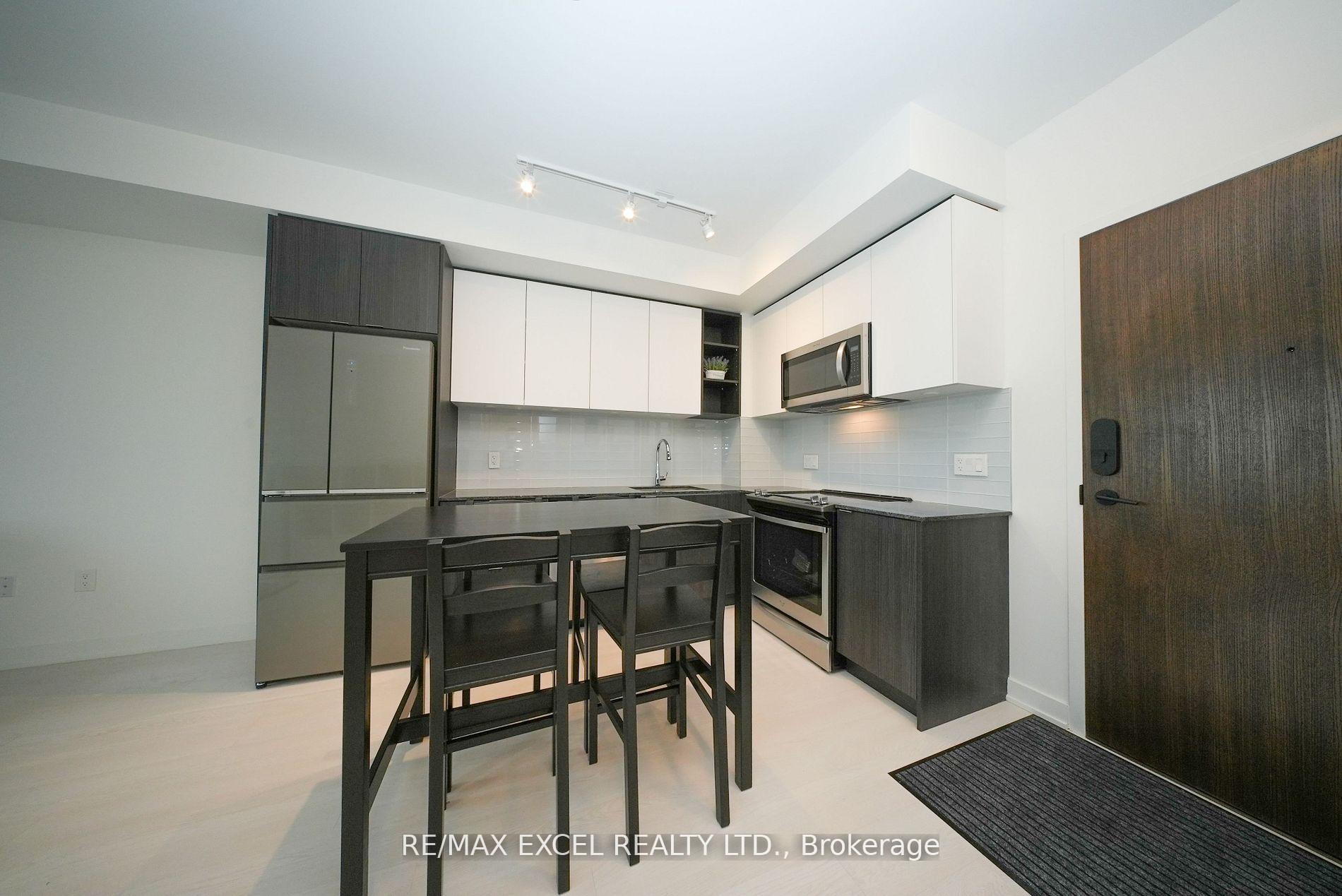 Photo 7 of Unit 324, 100 Eagle Rock Way, Vaughan, Rural Vaughan — HOMEH