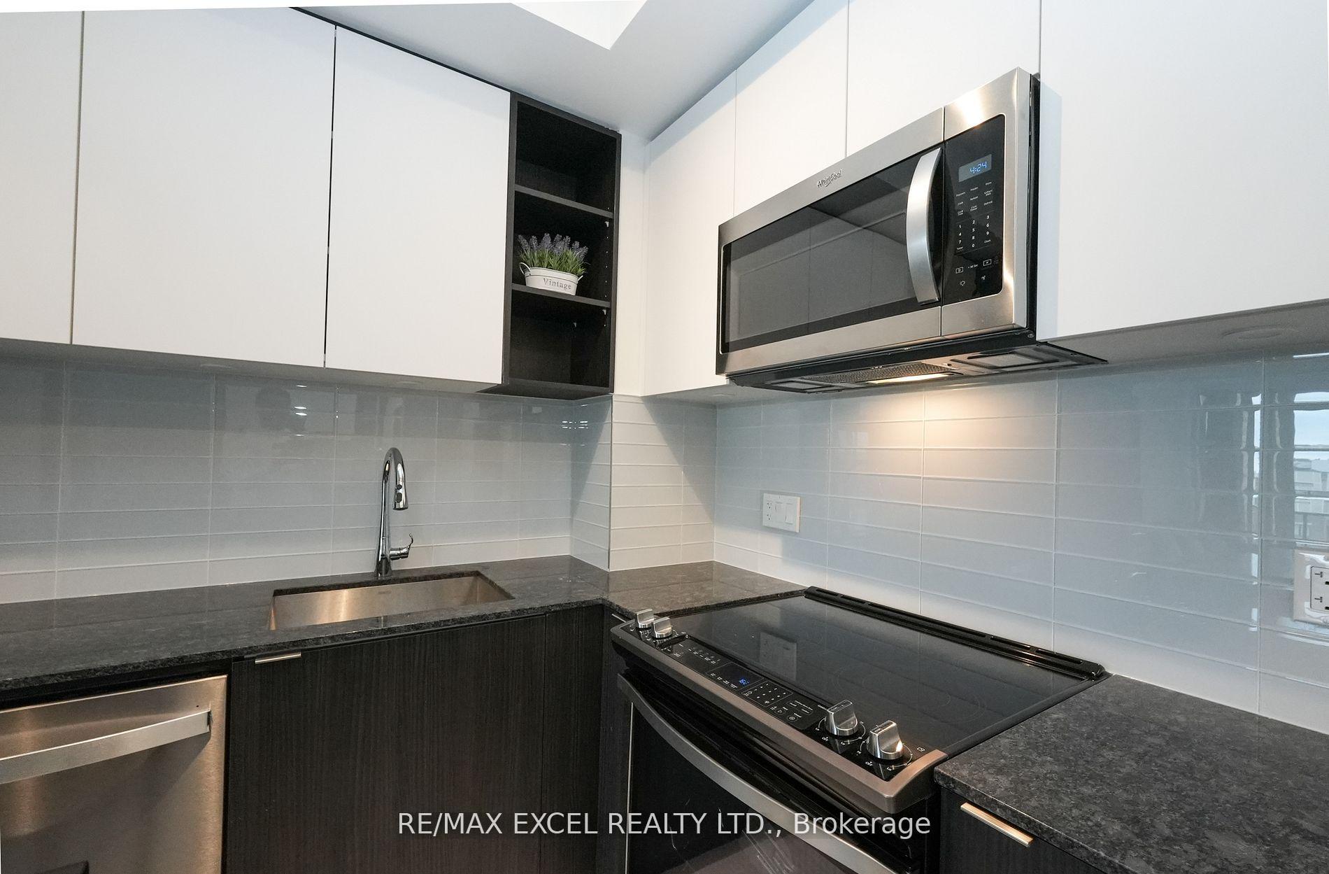 Photo 8 of Unit 324, 100 Eagle Rock Way, Vaughan, Rural Vaughan — HOMEH