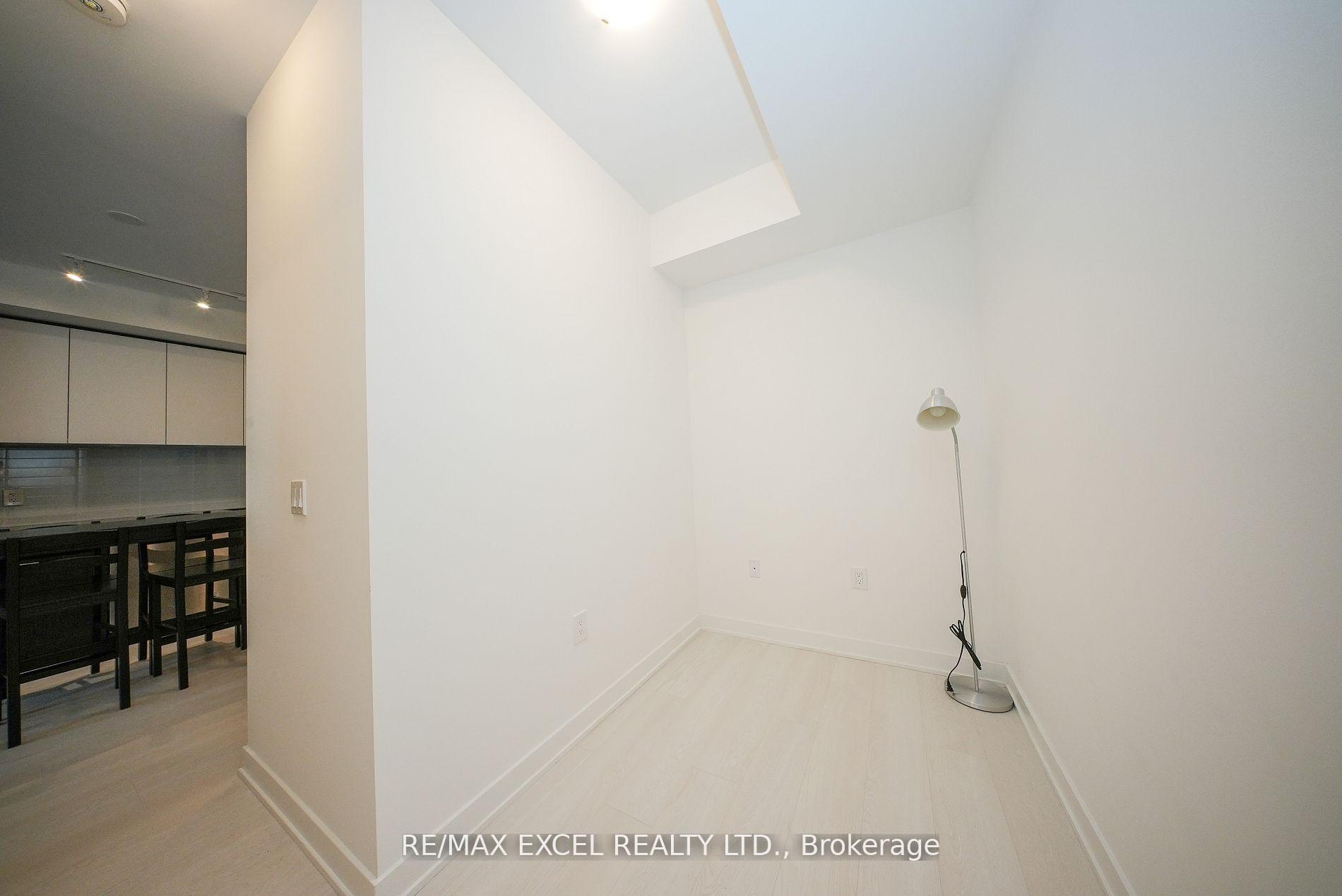 Photo 18 of Unit 324, 100 Eagle Rock Way, Vaughan, Rural Vaughan — HOMEH