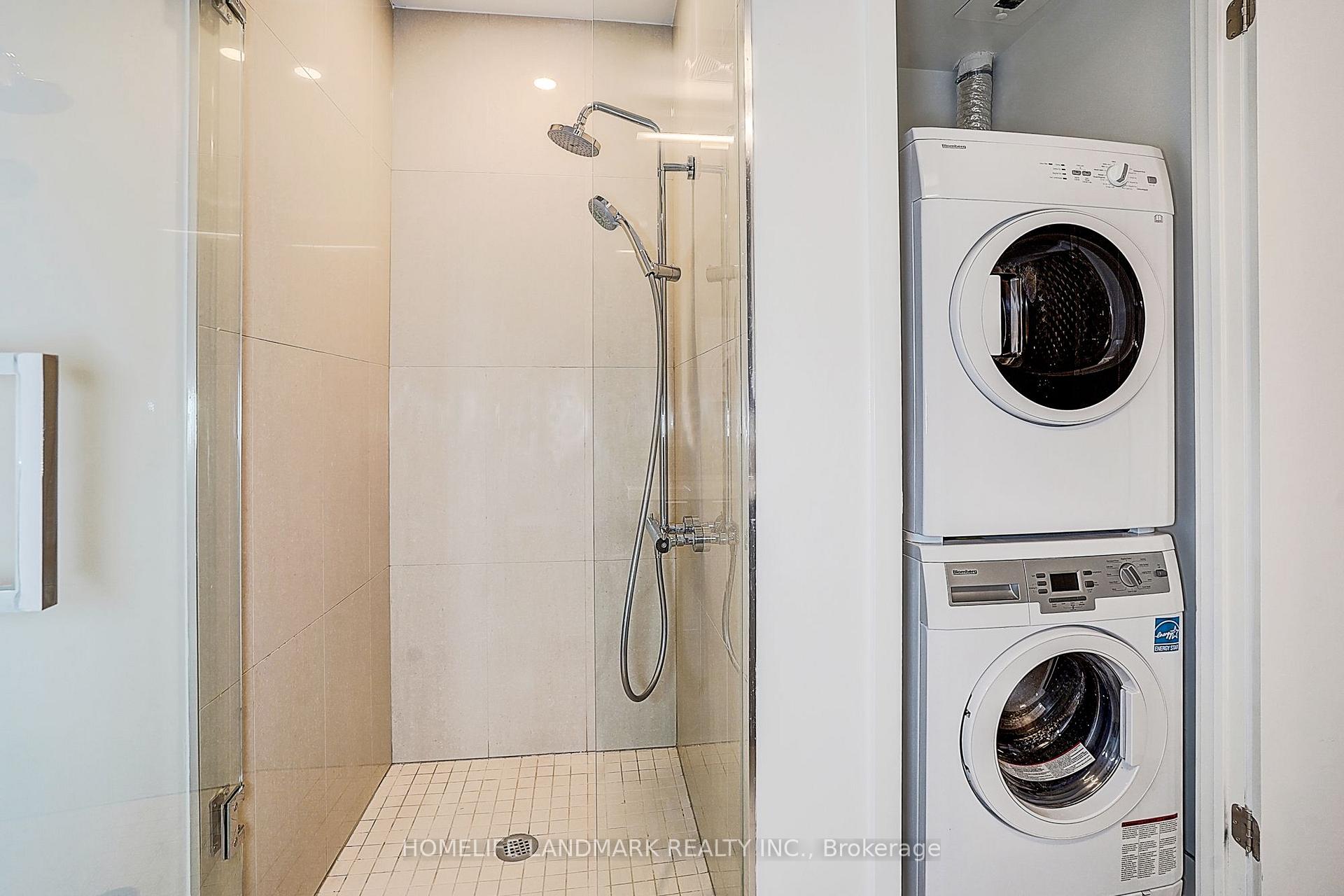 Photo 10 of Unit 702, 115 Blue Jays Way, Toronto, Waterfront Communities — HOMEH