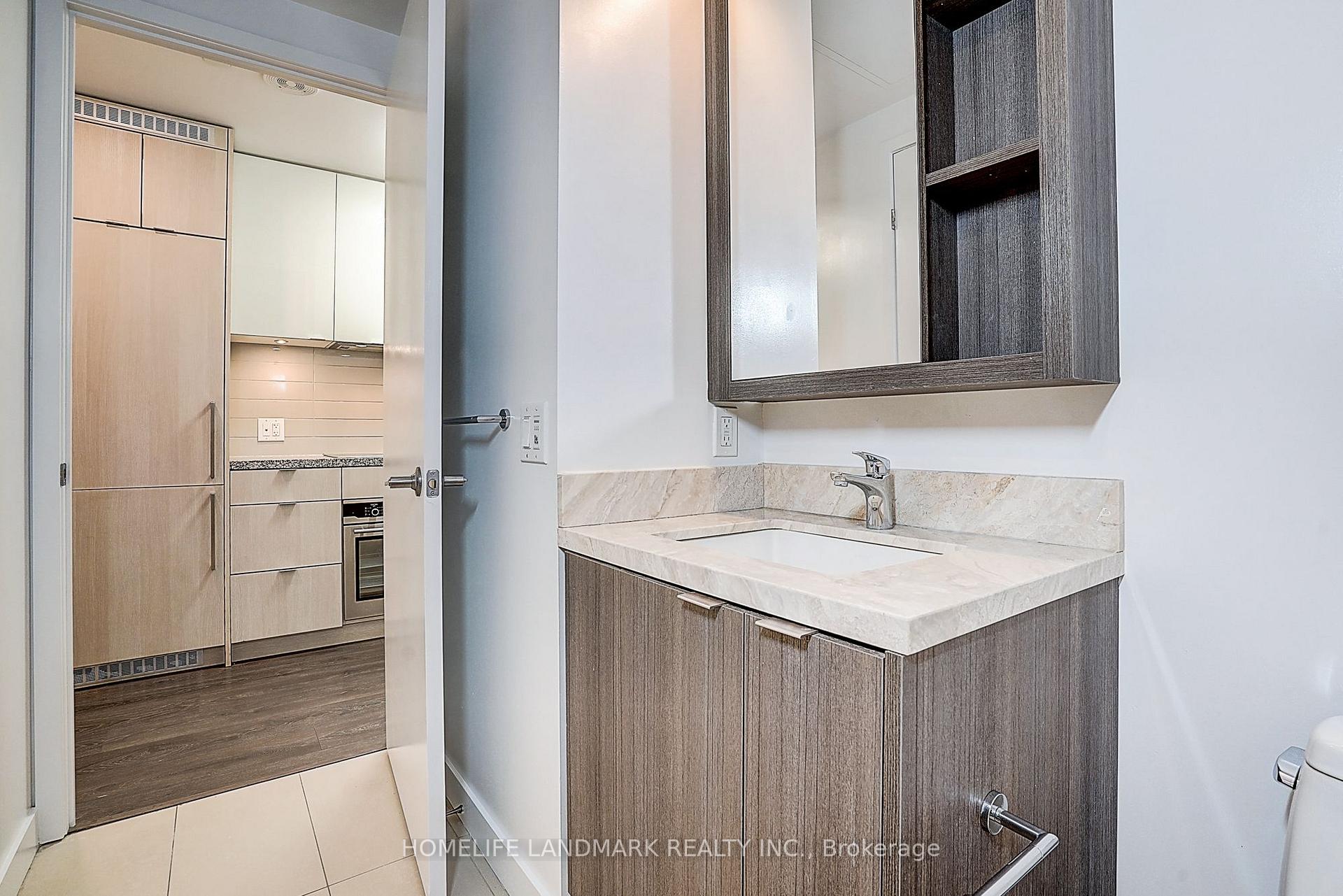 Photo 11 of Unit 702, 115 Blue Jays Way, Toronto, Waterfront Communities — HOMEH