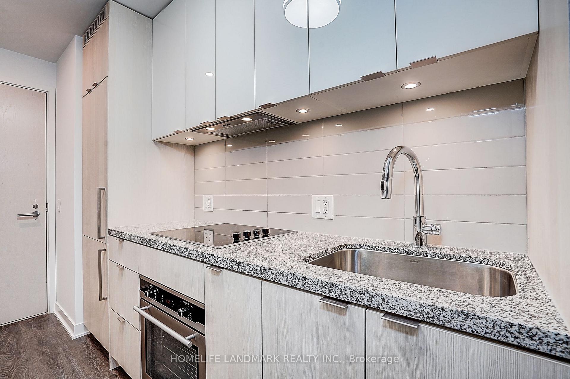 Photo 15 of Unit 702, 115 Blue Jays Way, Toronto, Waterfront Communities — HOMEH