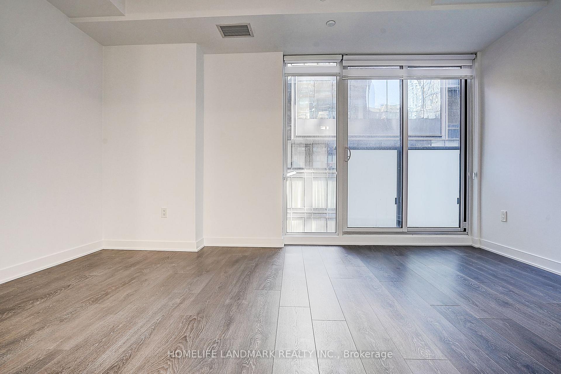 Photo 19 of Unit 702, 115 Blue Jays Way, Toronto, Waterfront Communities — HOMEH