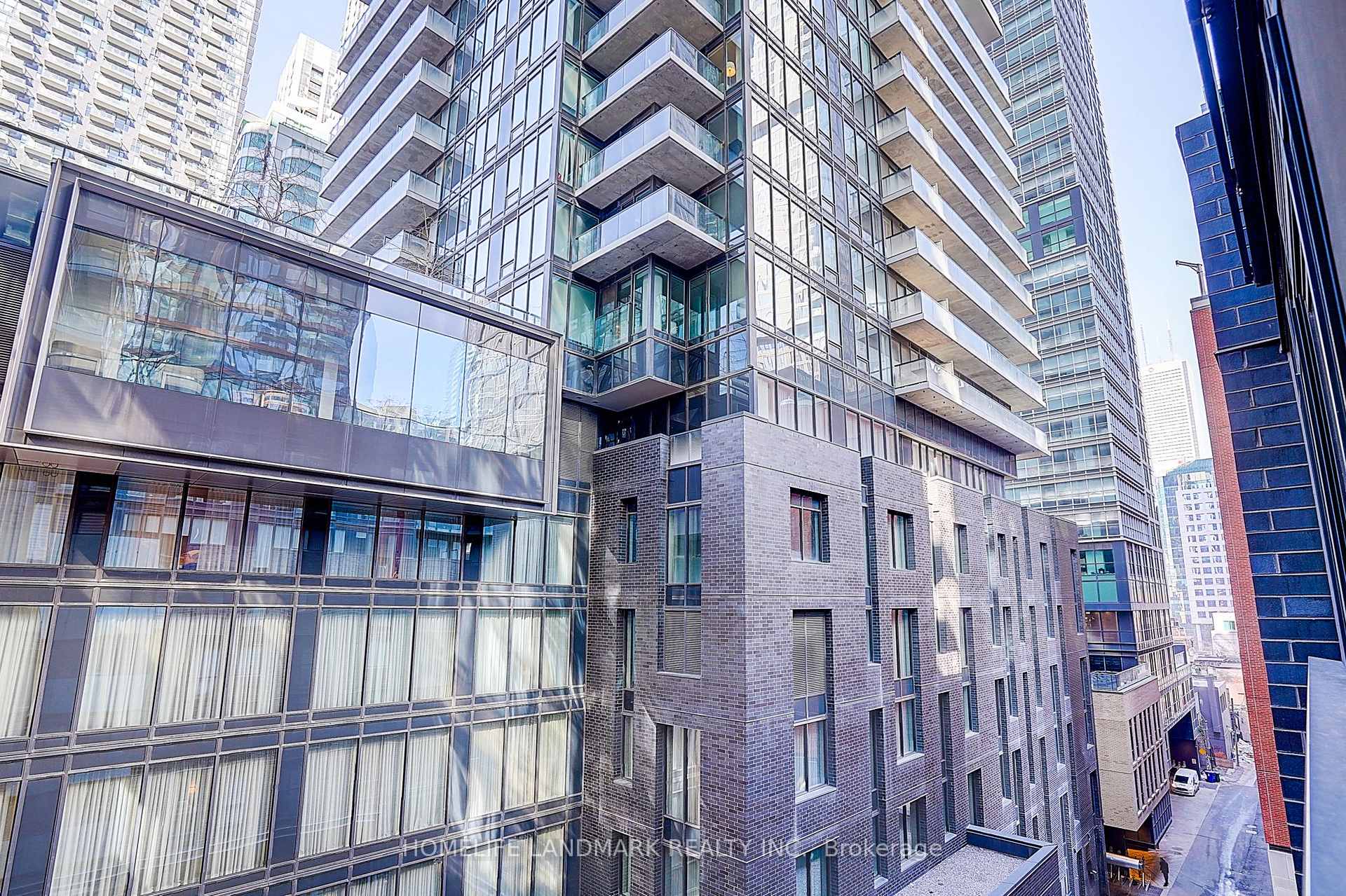 Photo 37 of Unit 702, 115 Blue Jays Way, Toronto, Waterfront Communities — HOMEH