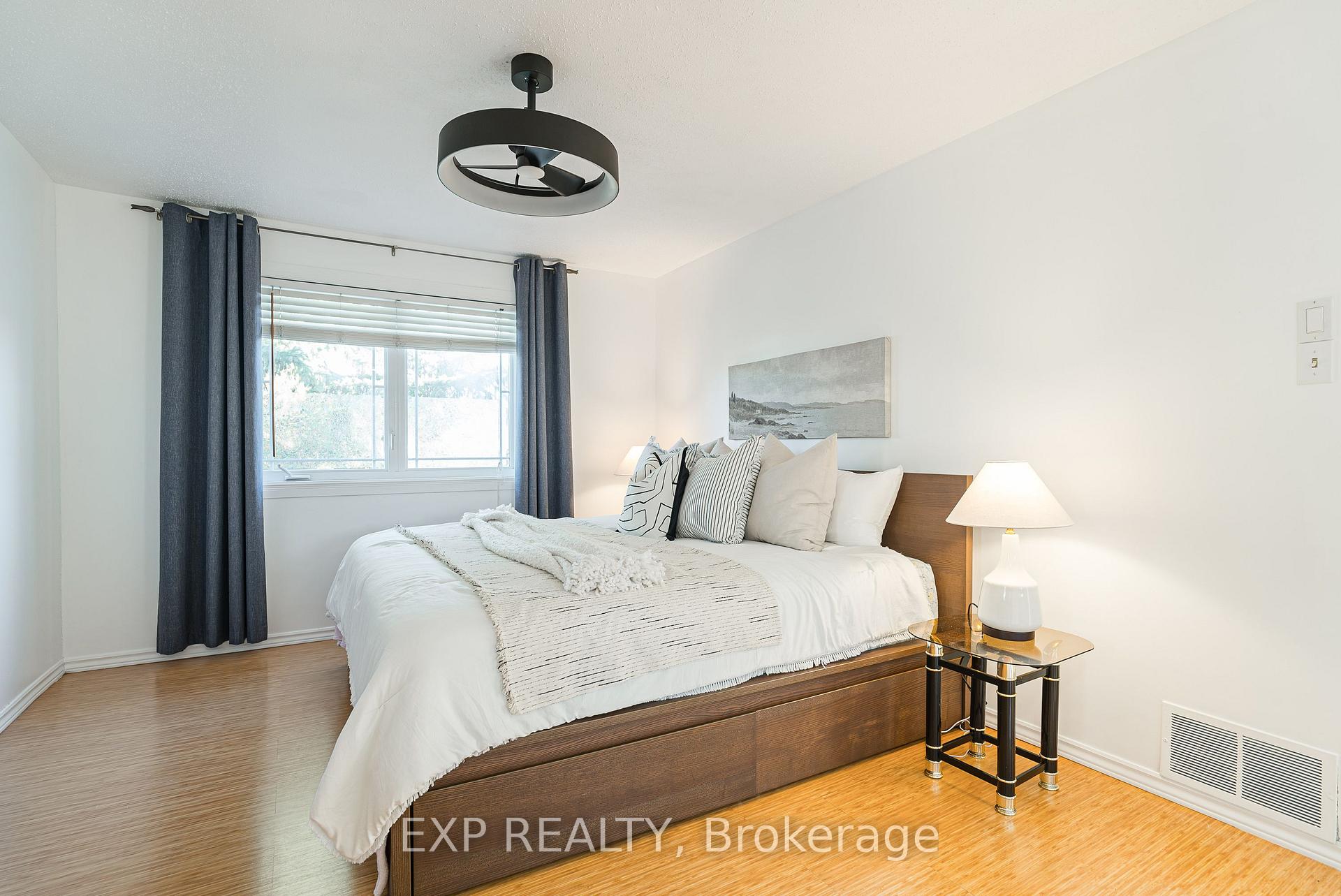 Photo 20 of 1237 Cedarcroft Crescent, Ottawa, Pineview — HOMEH