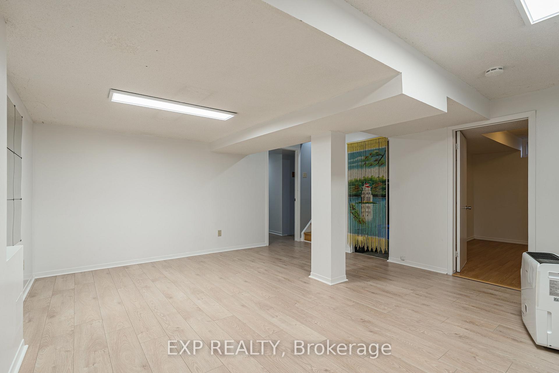 Photo 28 of 1237 Cedarcroft Crescent, Ottawa, Pineview — HOMEH