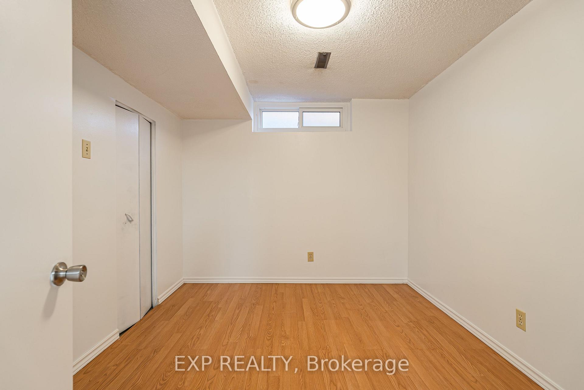 Photo 29 of 1237 Cedarcroft Crescent, Ottawa, Pineview — HOMEH