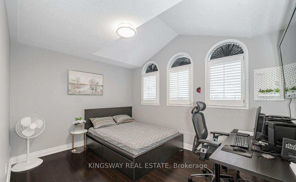 Photo 10 of 5103 Silverwater Mill Crescent, Mississauga, East Credit — HOMEH