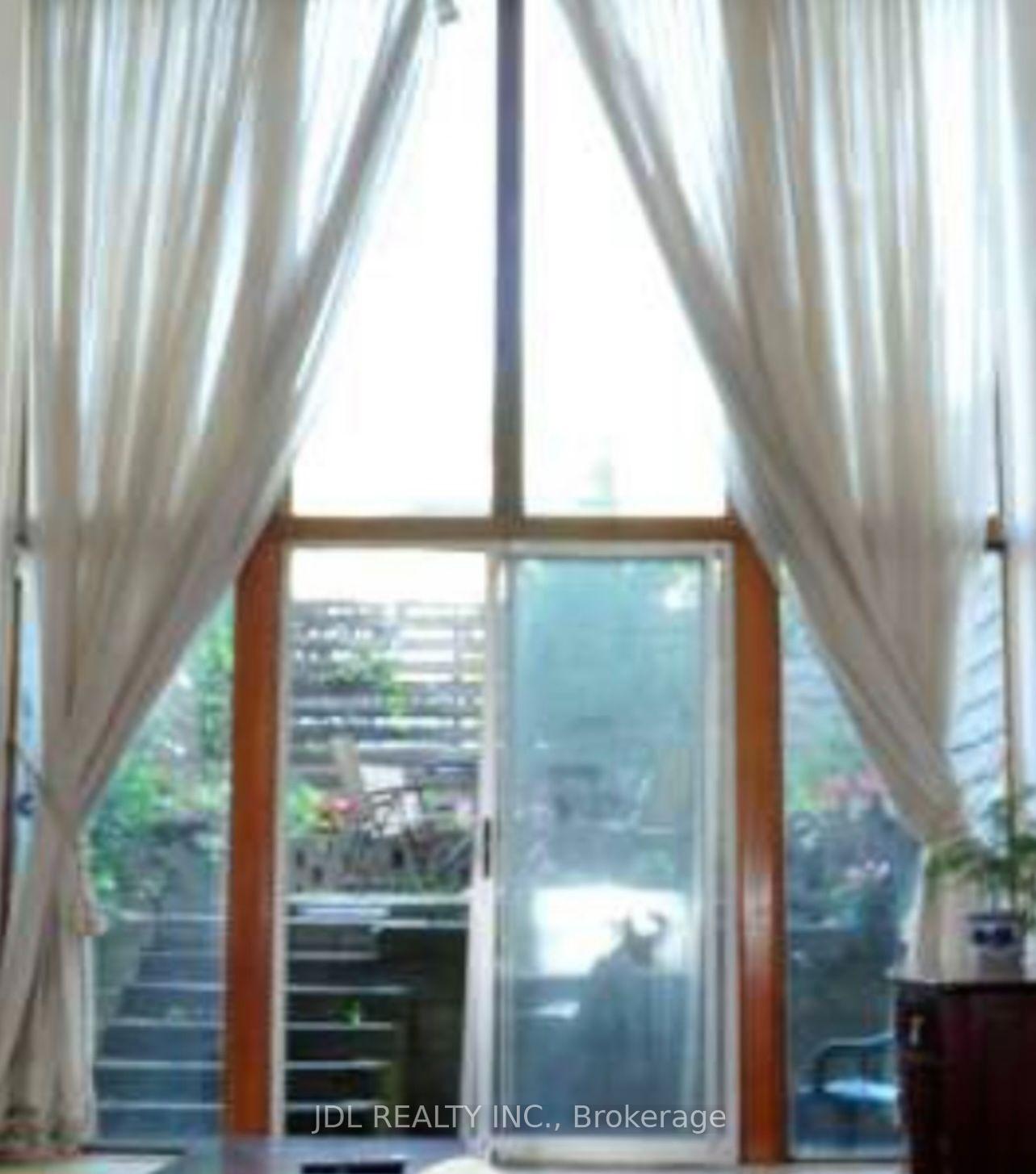 Photo 4 of Unit masterbedroomA main floor, 118 Shuter St Street, Toronto, Moss Park — HOMEH