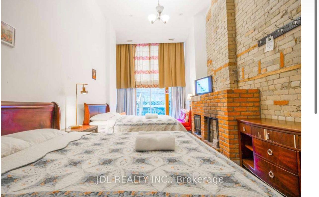Photo 3 of Unit masterbedroomA main floor, 118 Shuter St Street, Toronto, Moss Park — HOMEH