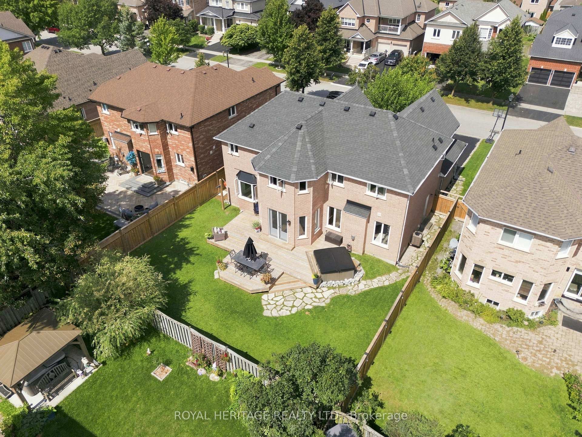 Photo 44 of 66 Rosena Lane, Uxbridge — HOMEH