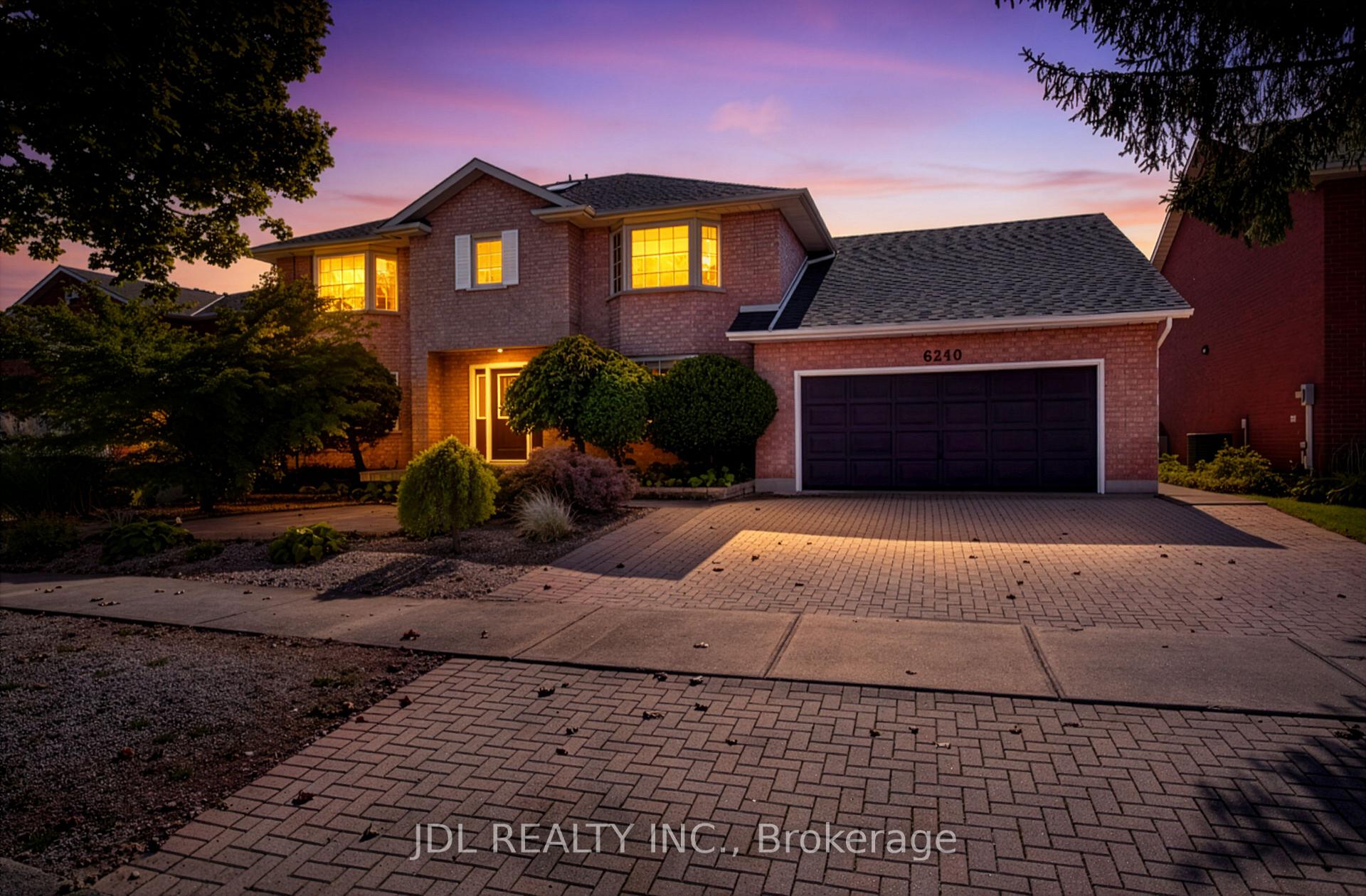 Photo 4 of 6240 Moretta Drive, Niagara Falls, Stamford — HOMEH