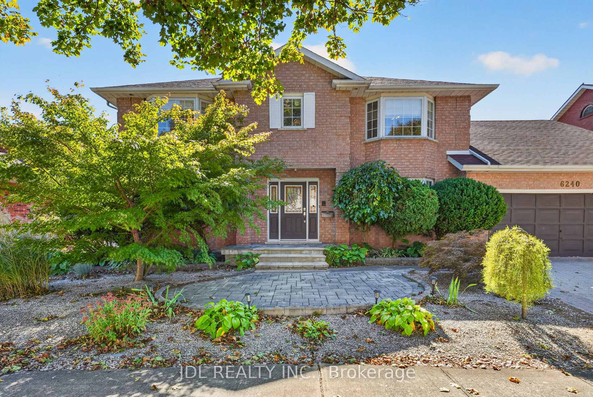 Photo 6 of 6240 Moretta Drive, Niagara Falls, Stamford — HOMEH