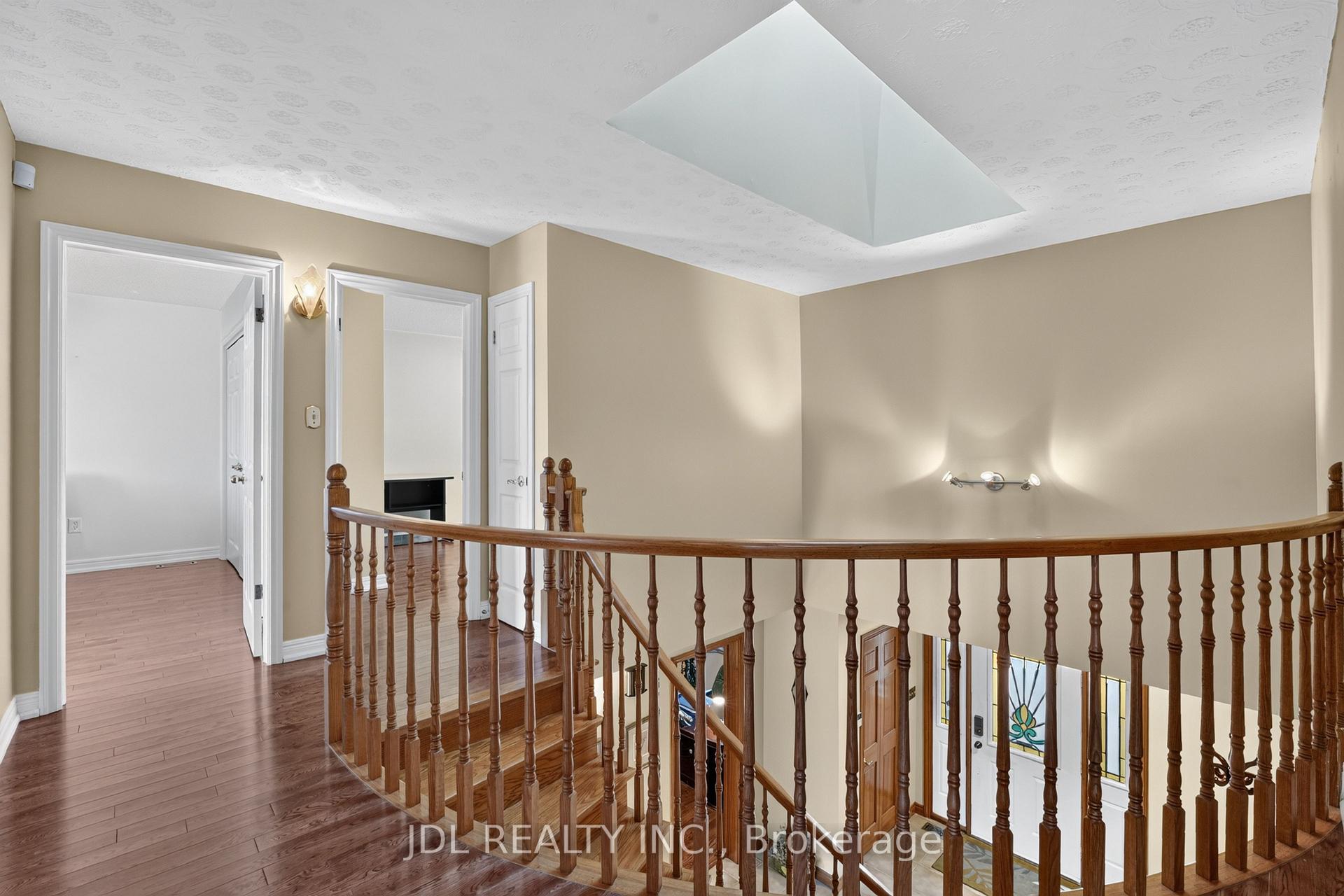 Photo 33 of 6240 Moretta Drive, Niagara Falls, Stamford — HOMEH