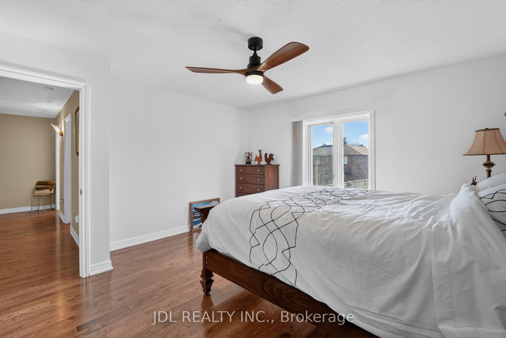 Photo 39 of 6240 Moretta Drive, Niagara Falls, Stamford — HOMEH