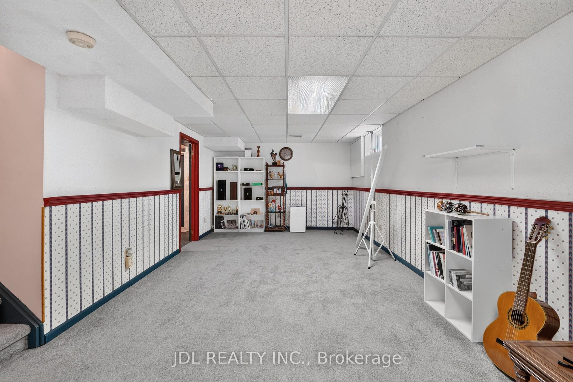 Photo 42 of 6240 Moretta Drive, Niagara Falls, Stamford — HOMEH